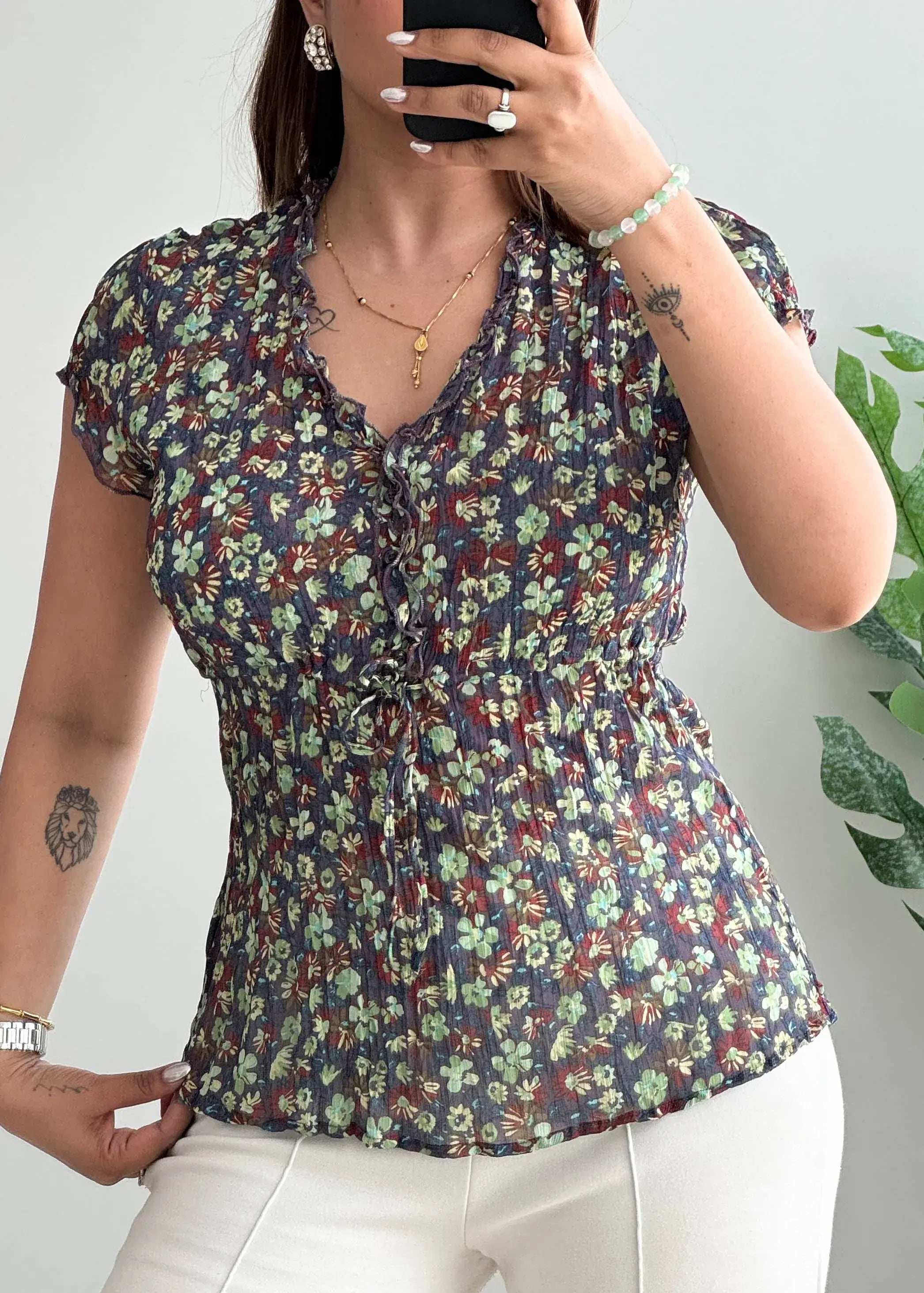 Size S-M, Y2K Floral Tie-Up Blouse with Ruffle Neckline - Closet by Payal