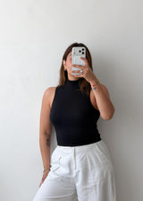 Size S-M Black High Neck Sleeveless Top