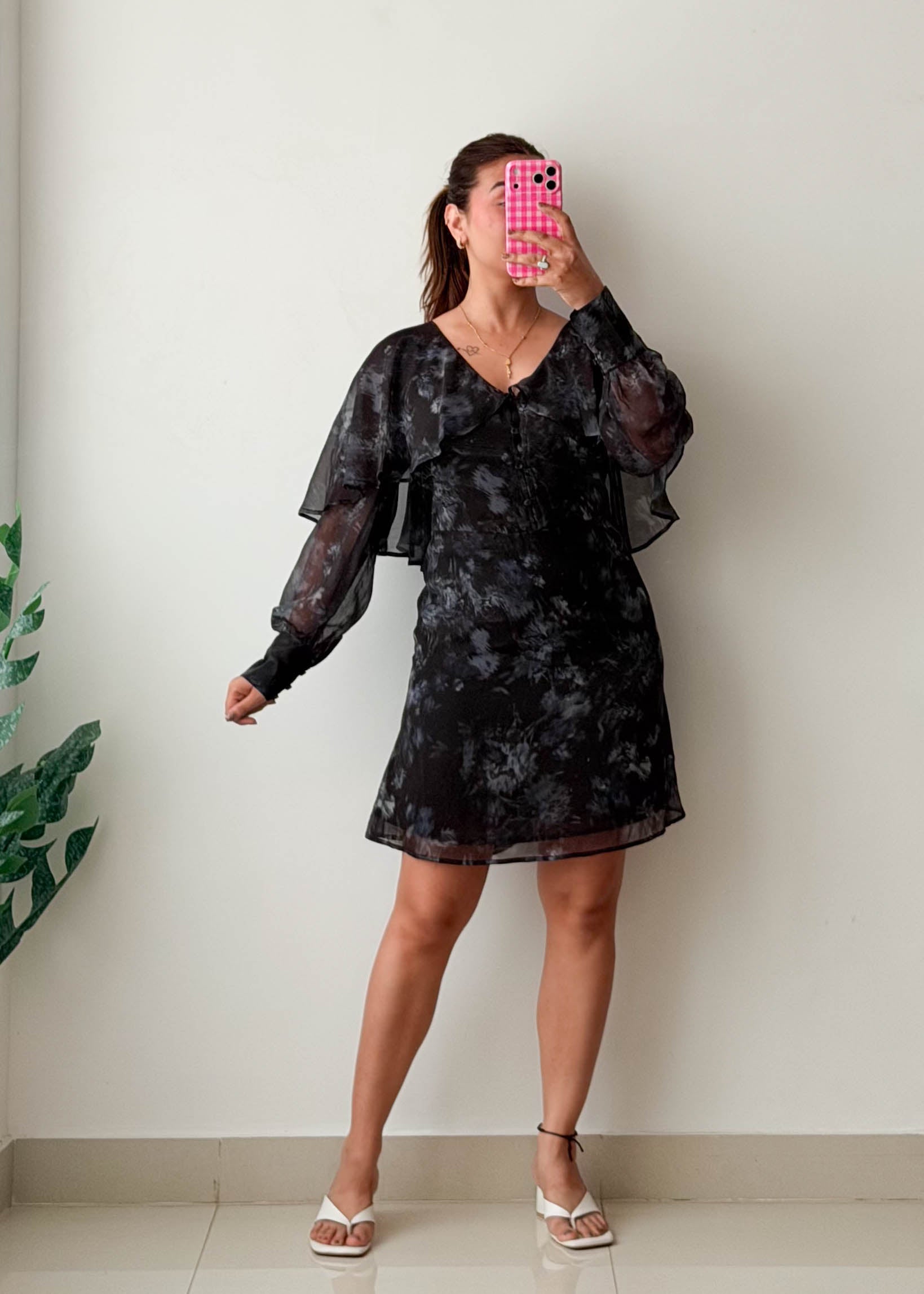 Size L Black Abstract Print Sheer Sleeve Mini Dress