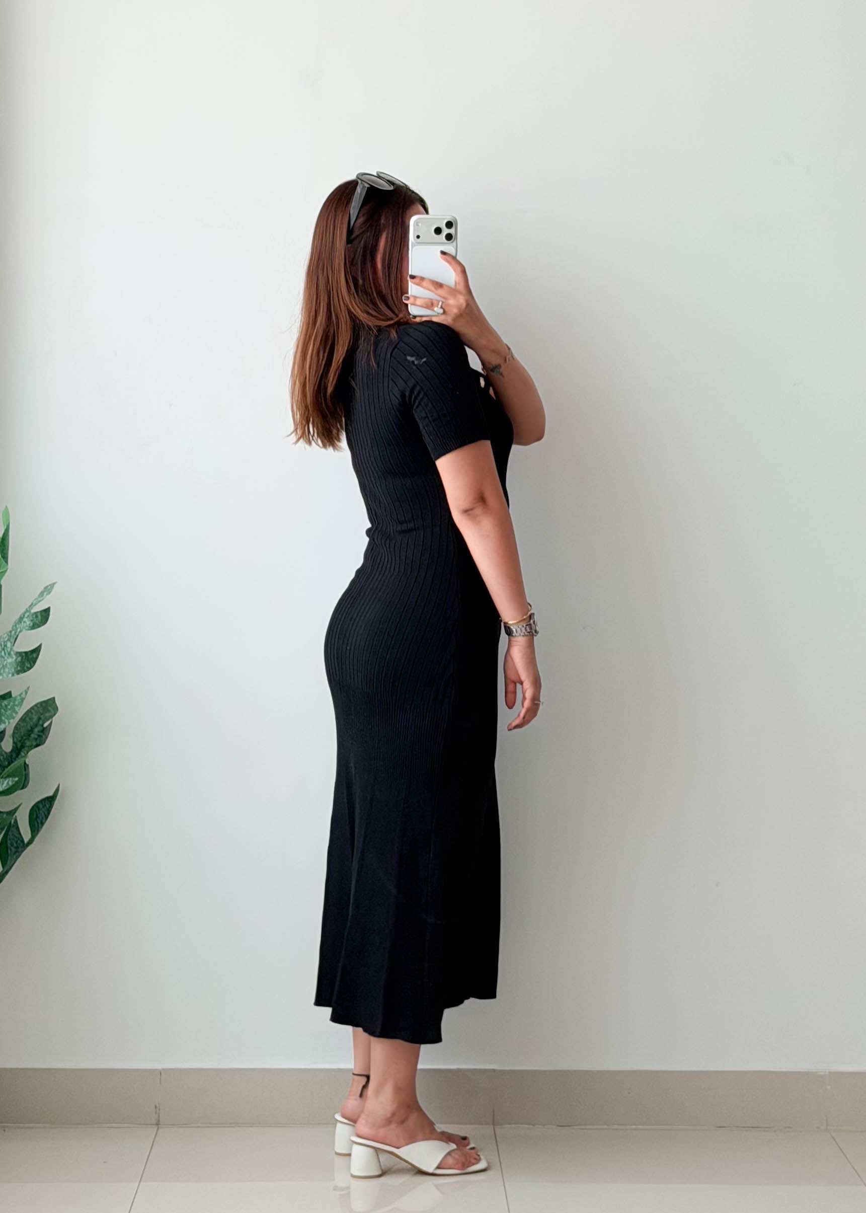 Size XS-S Black Gold Button Ribbed Midi Dress