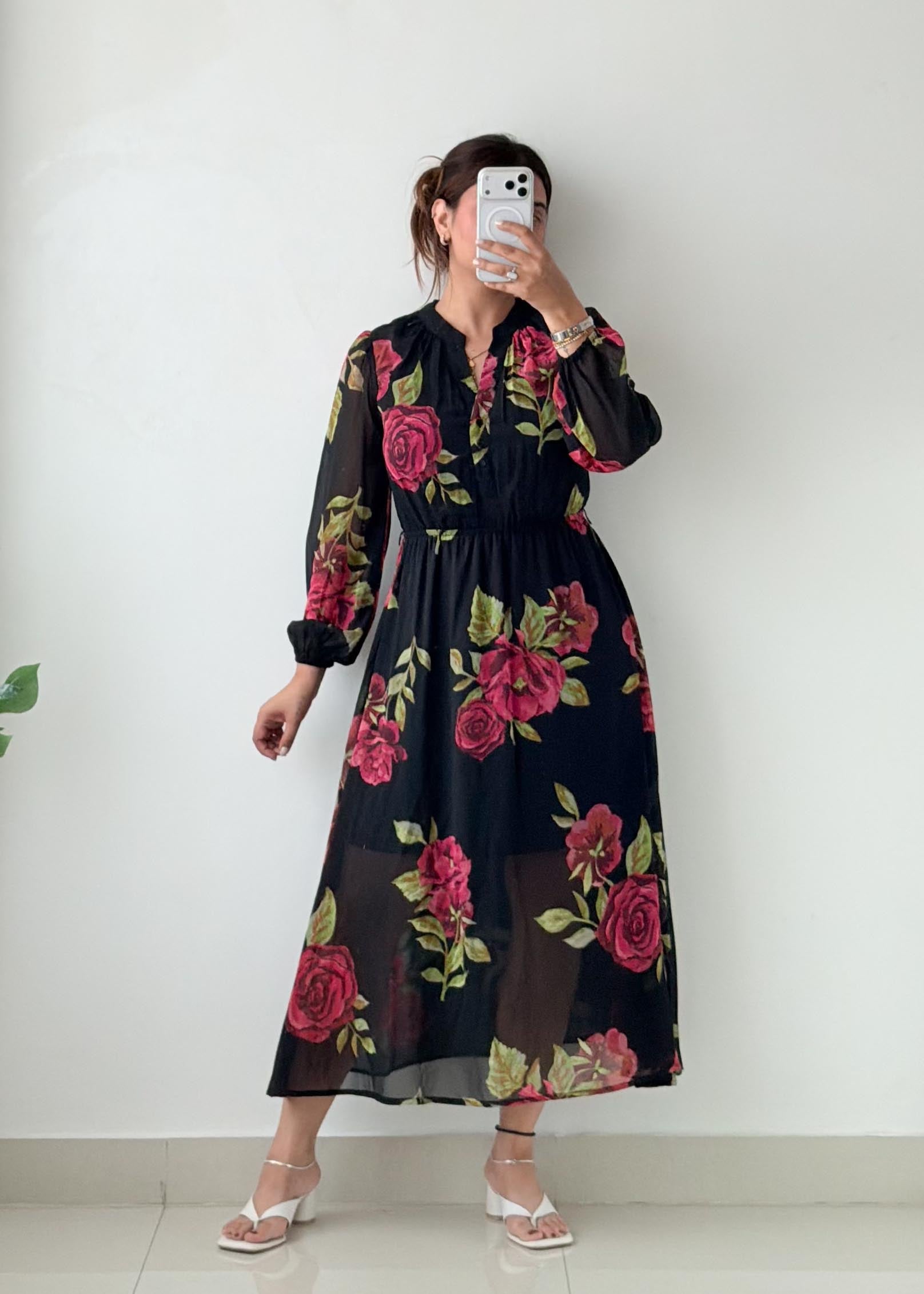 Size XS-S Black Floral Print Midi Dress