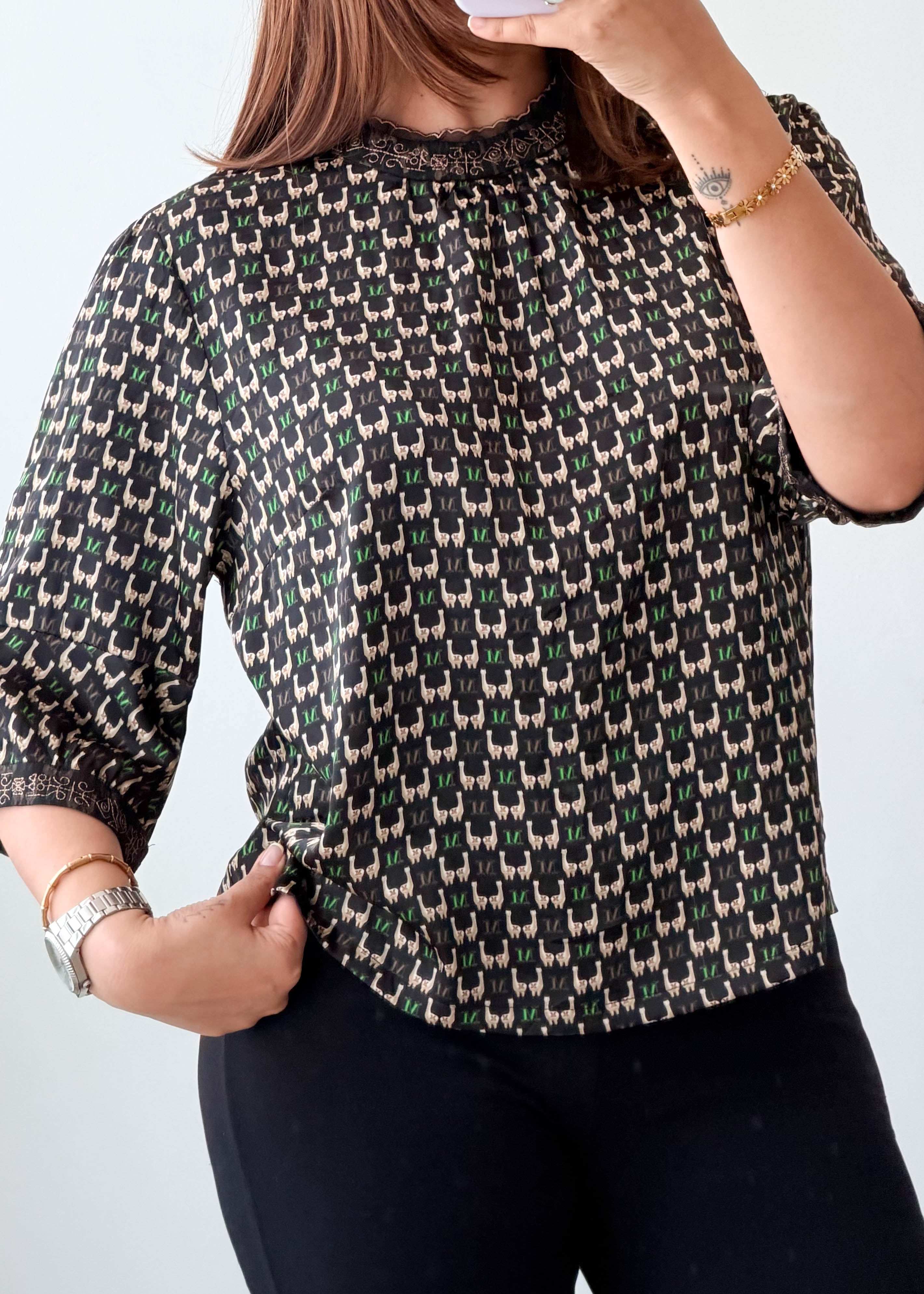 Size S-M Black Geometric Printed Top