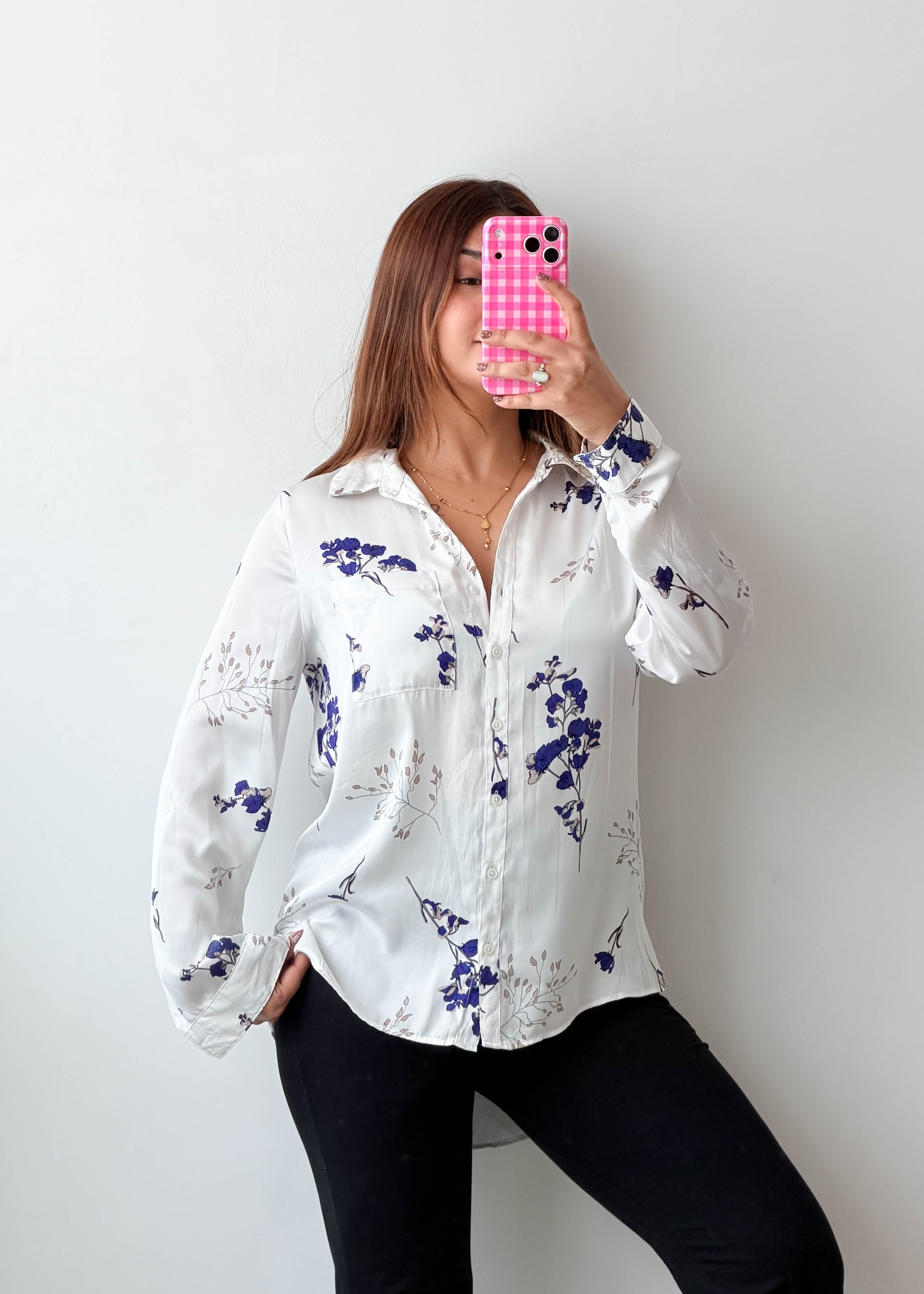 Size S-M White Blue Floral Shirt Top