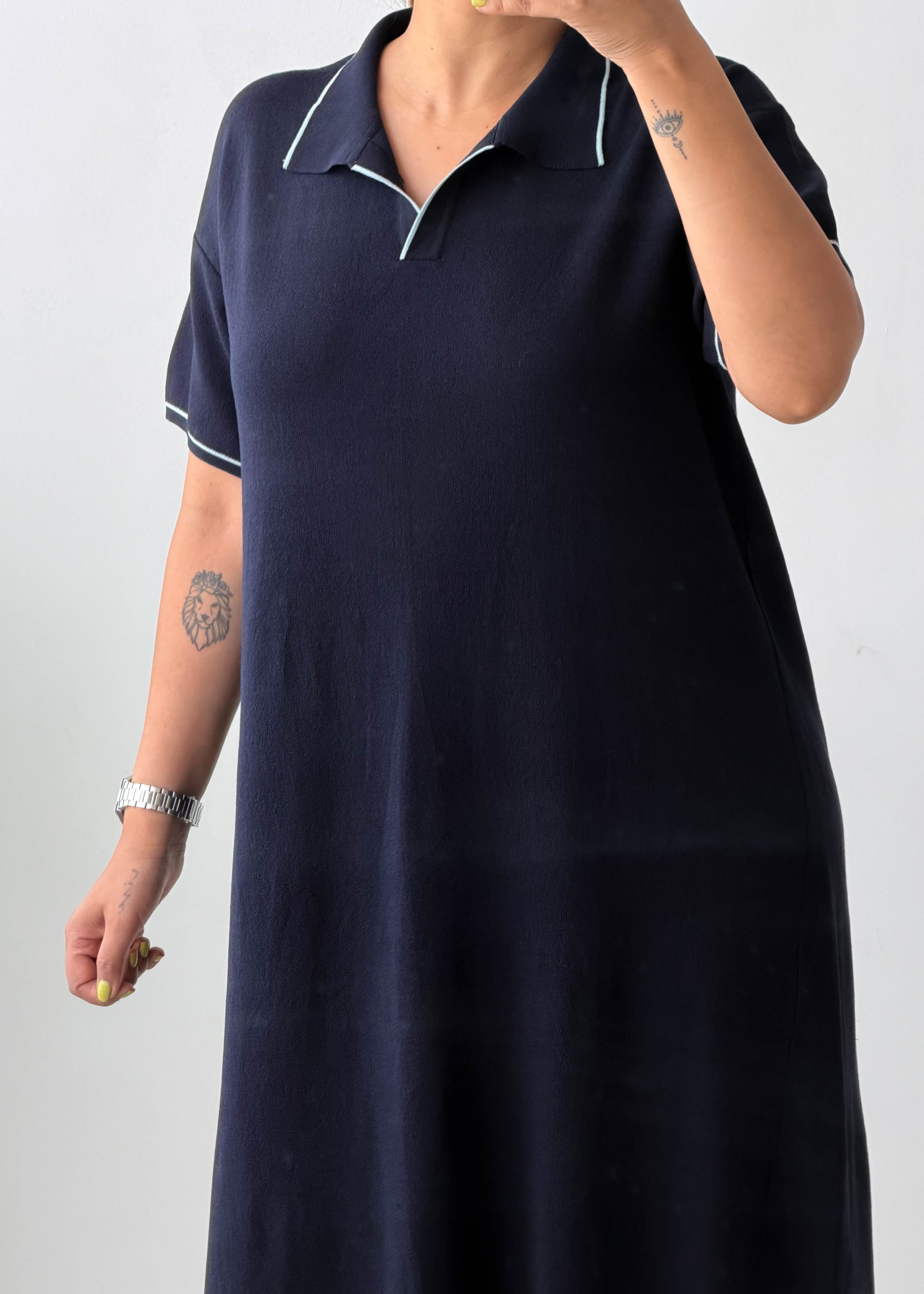 Size L-XL Navy Collared Midi Dress