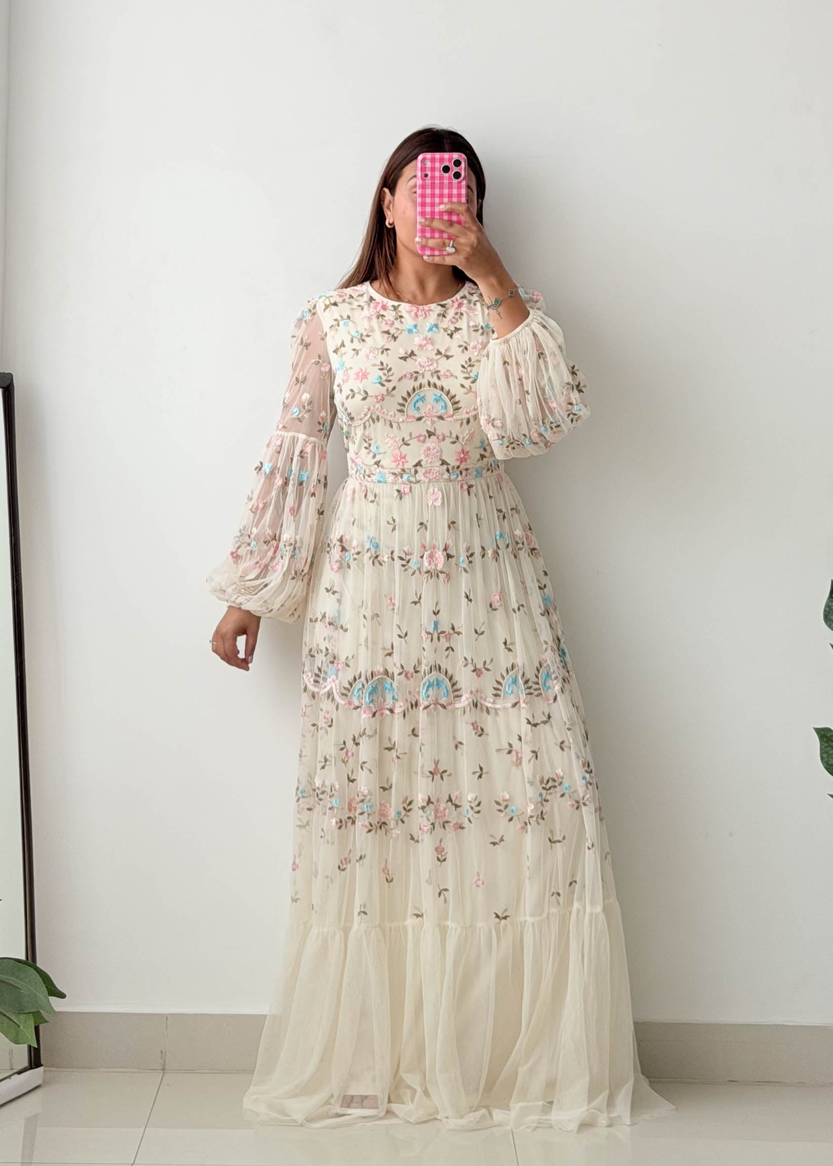 Size L Floral Embroidered Maxi Dress