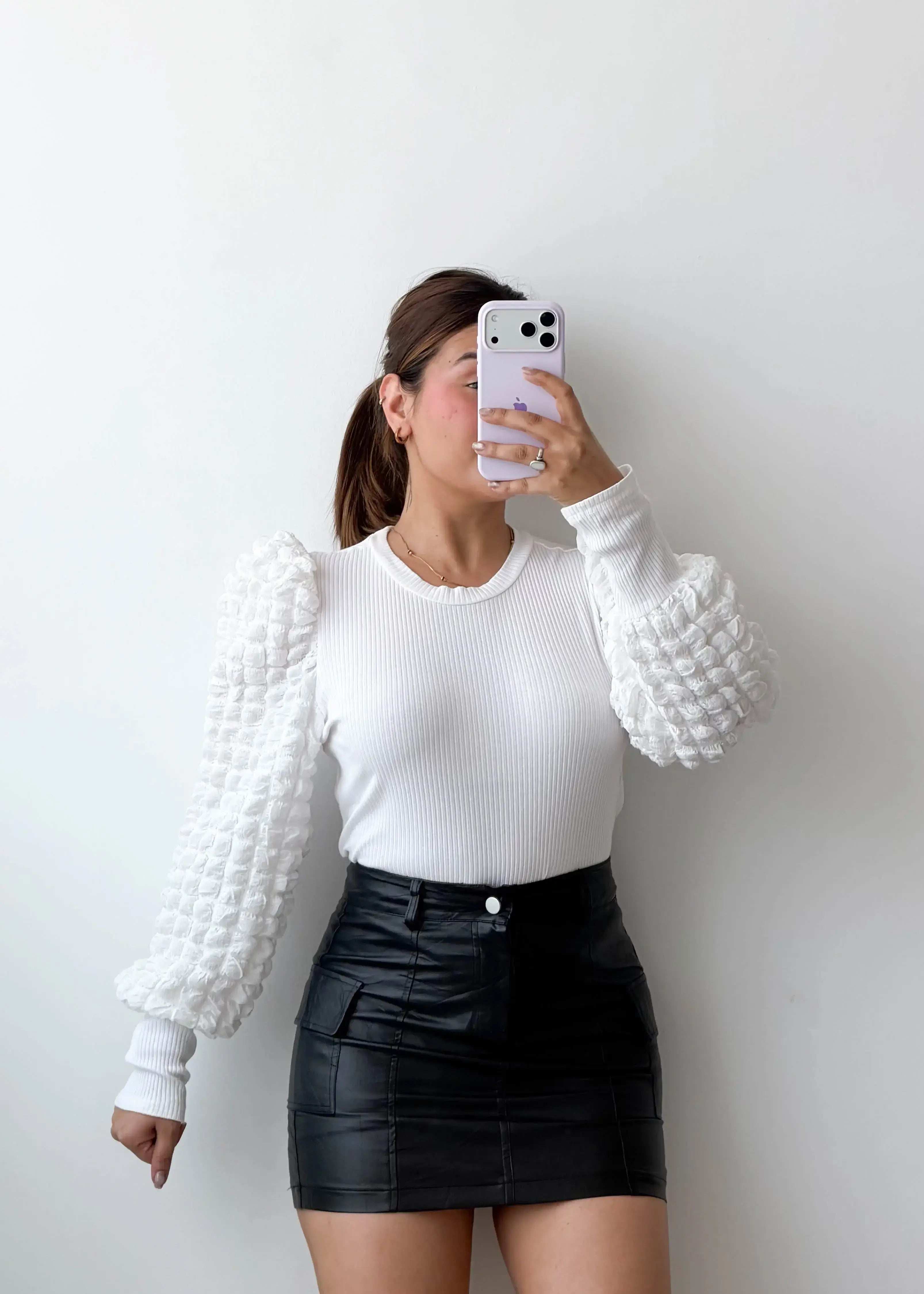 Size M-L White Textured Sleeve Bodysuit