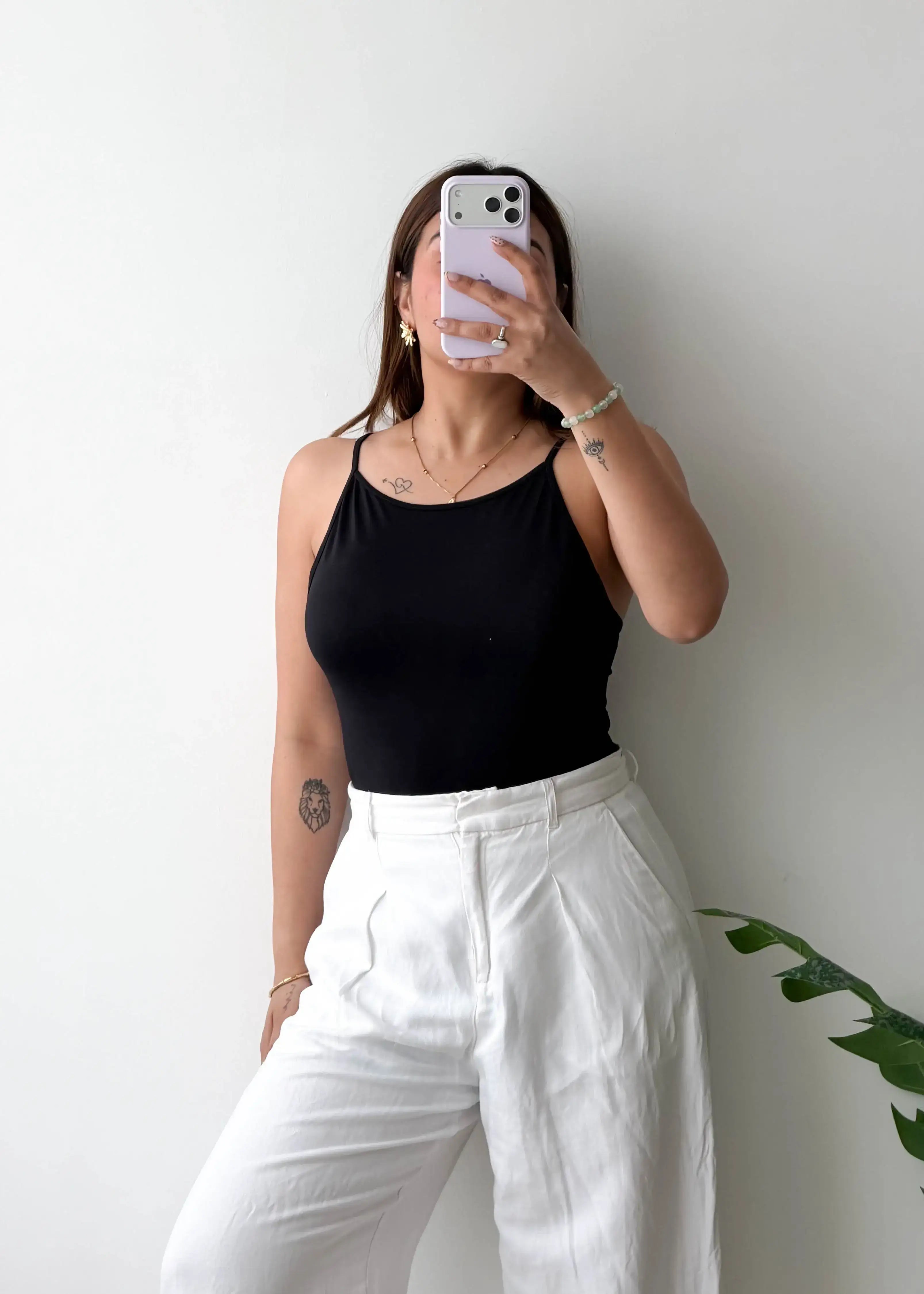 Size M-L, Black Scoop Neck Sleeveless Bodysuit