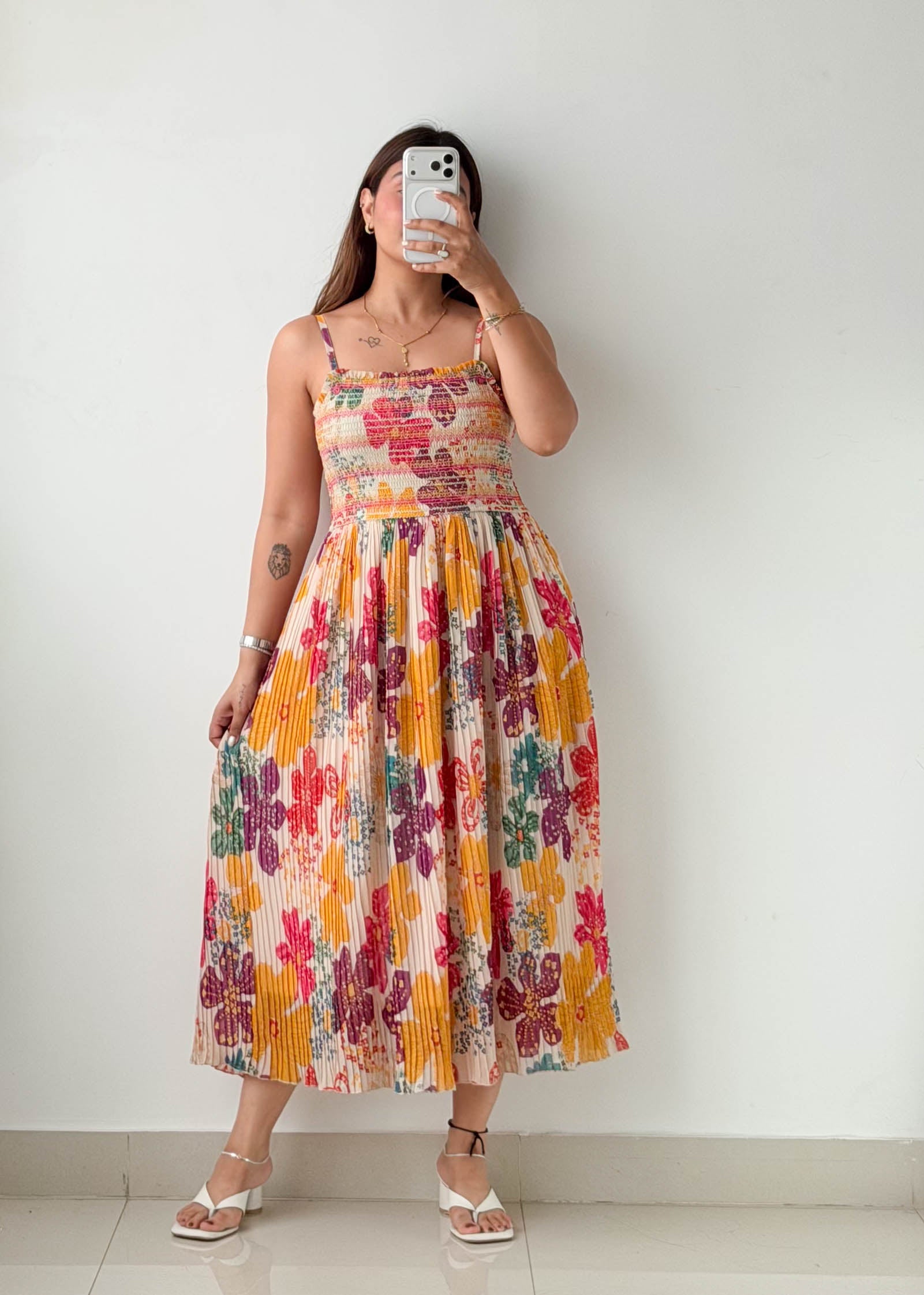 Size S-M Multicolor Floral Printed Midi Dress