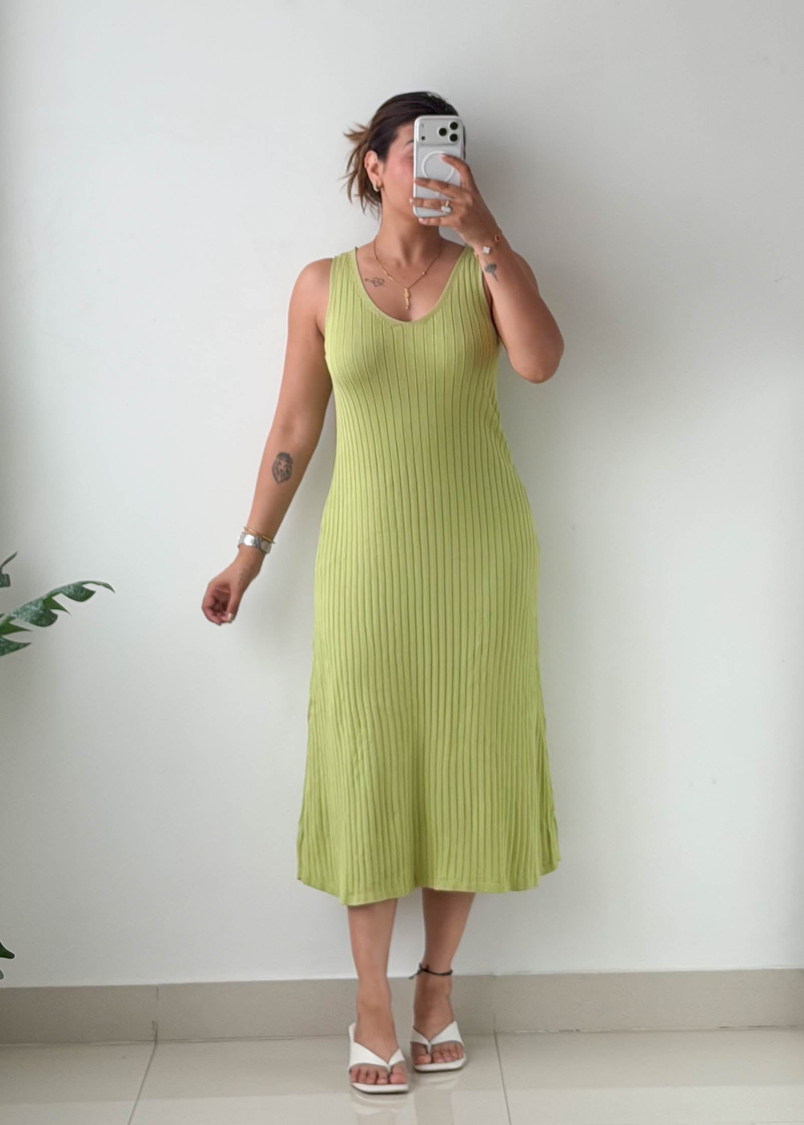 Size M-L Lime Green Ribbed Knit Midi Dress