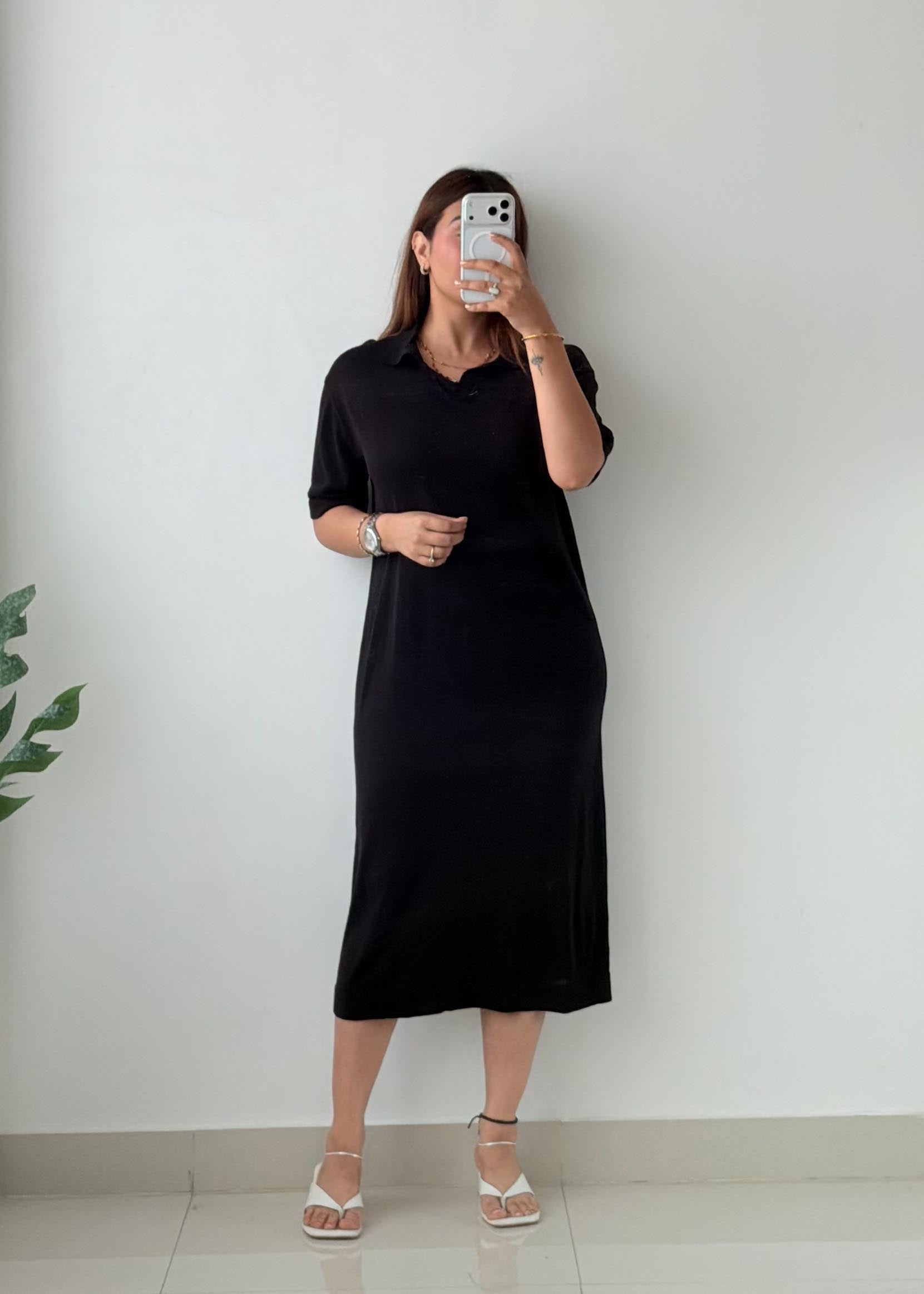 Size M-L Black Collared Knit Midi Dress