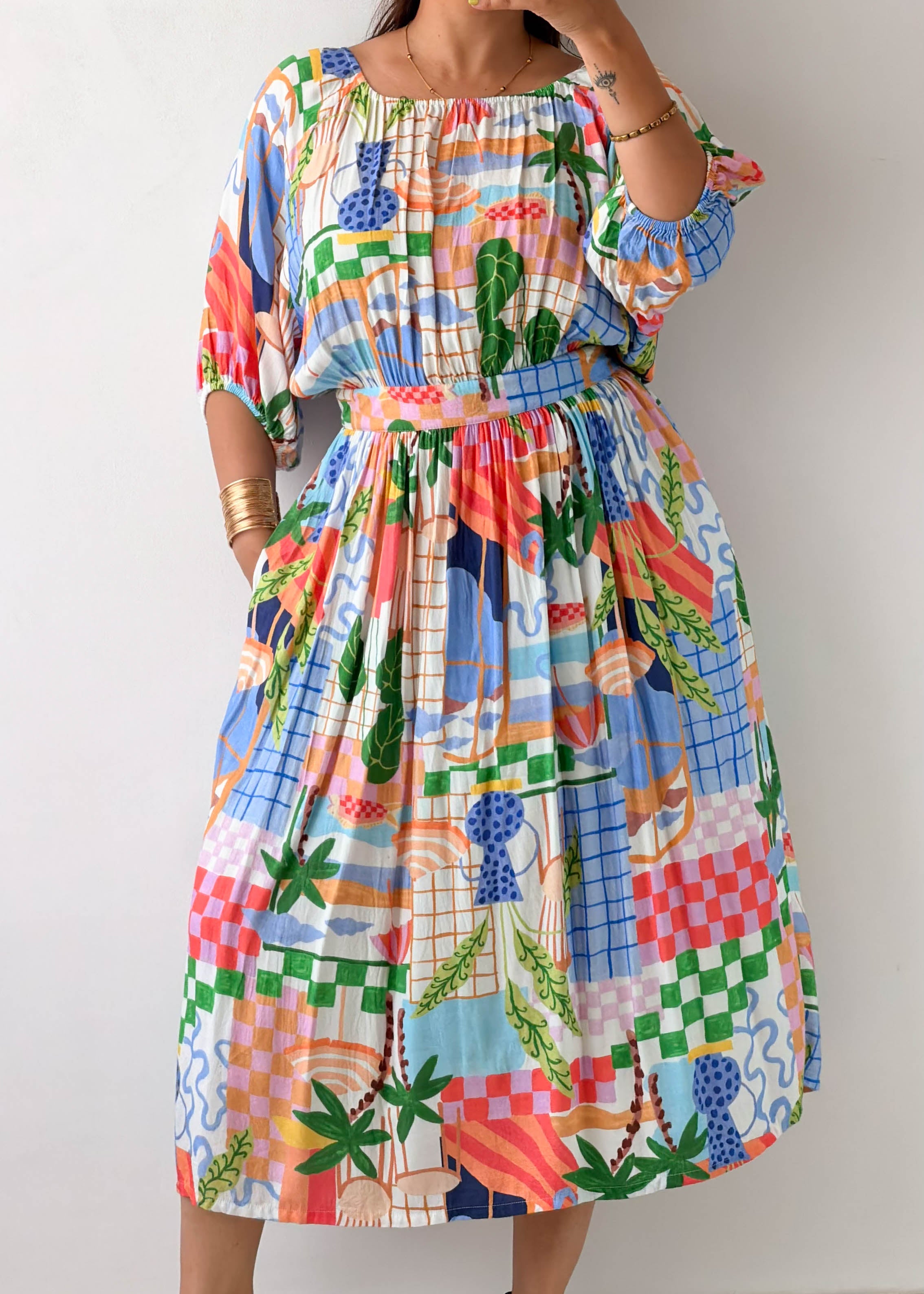 Size L-XL Multicolor Printed Midi Dress