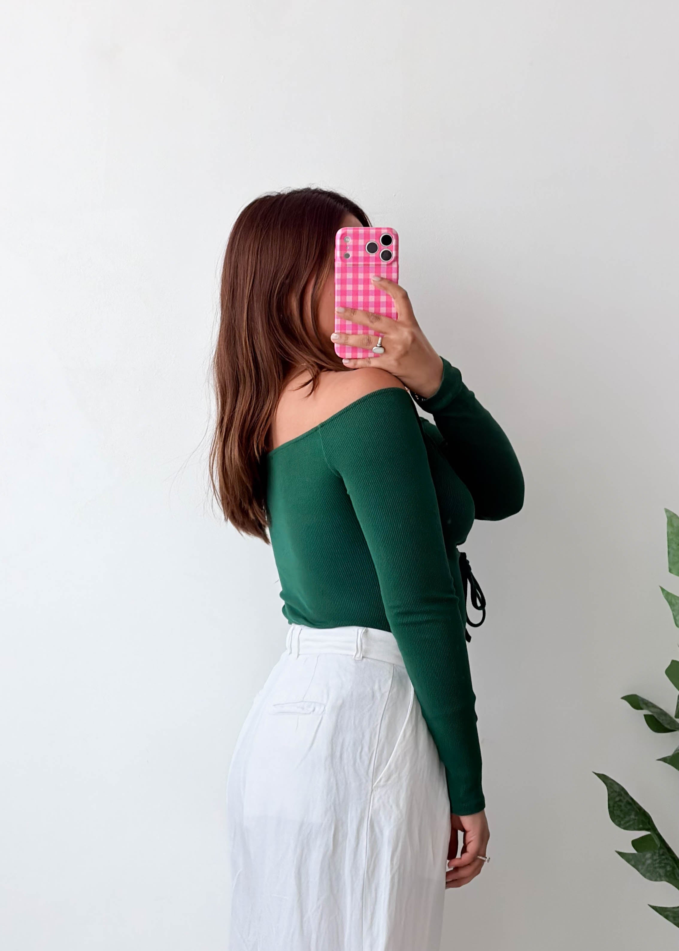Size S-M Emerald Ruched Off-Shoulder Bodysuit