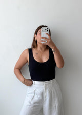 Size L-XL Black Ribbed Tank Top