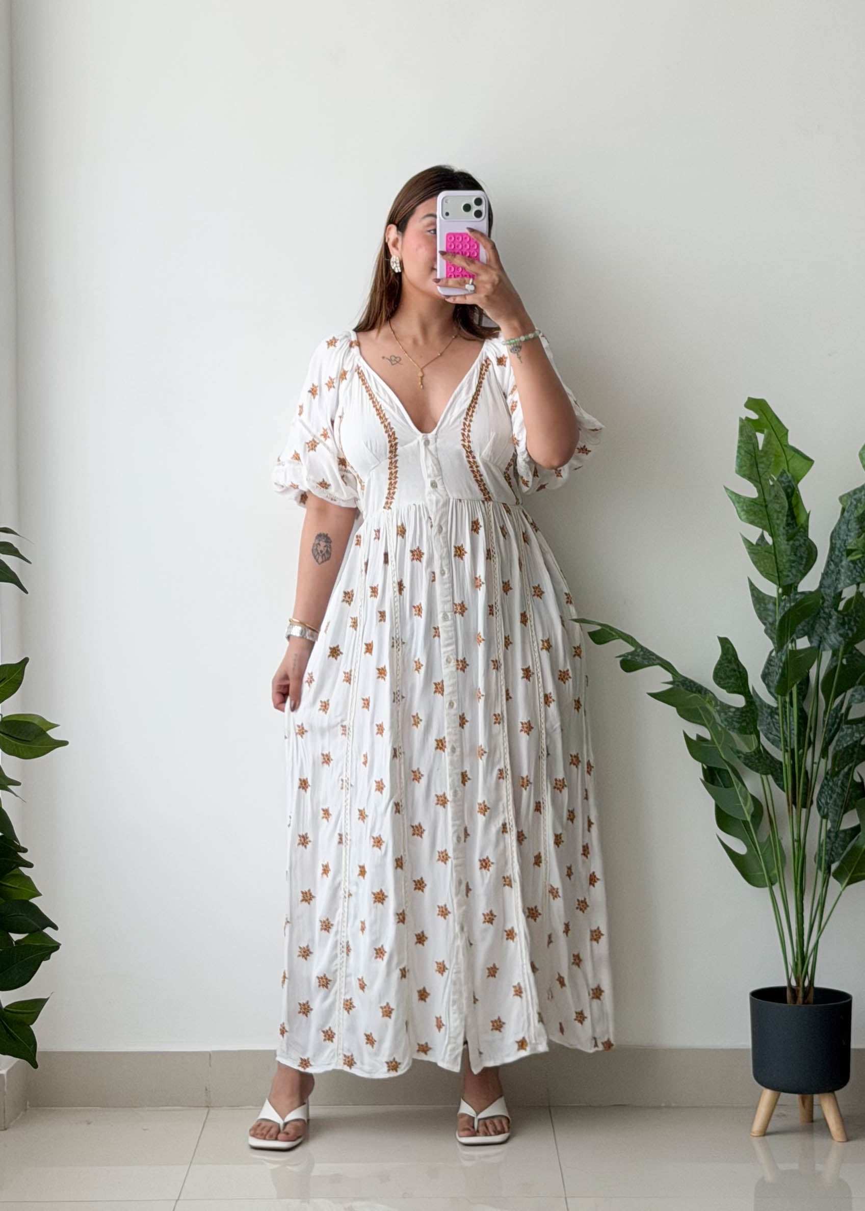 Size M-L, White Gold Print Maxi Dress