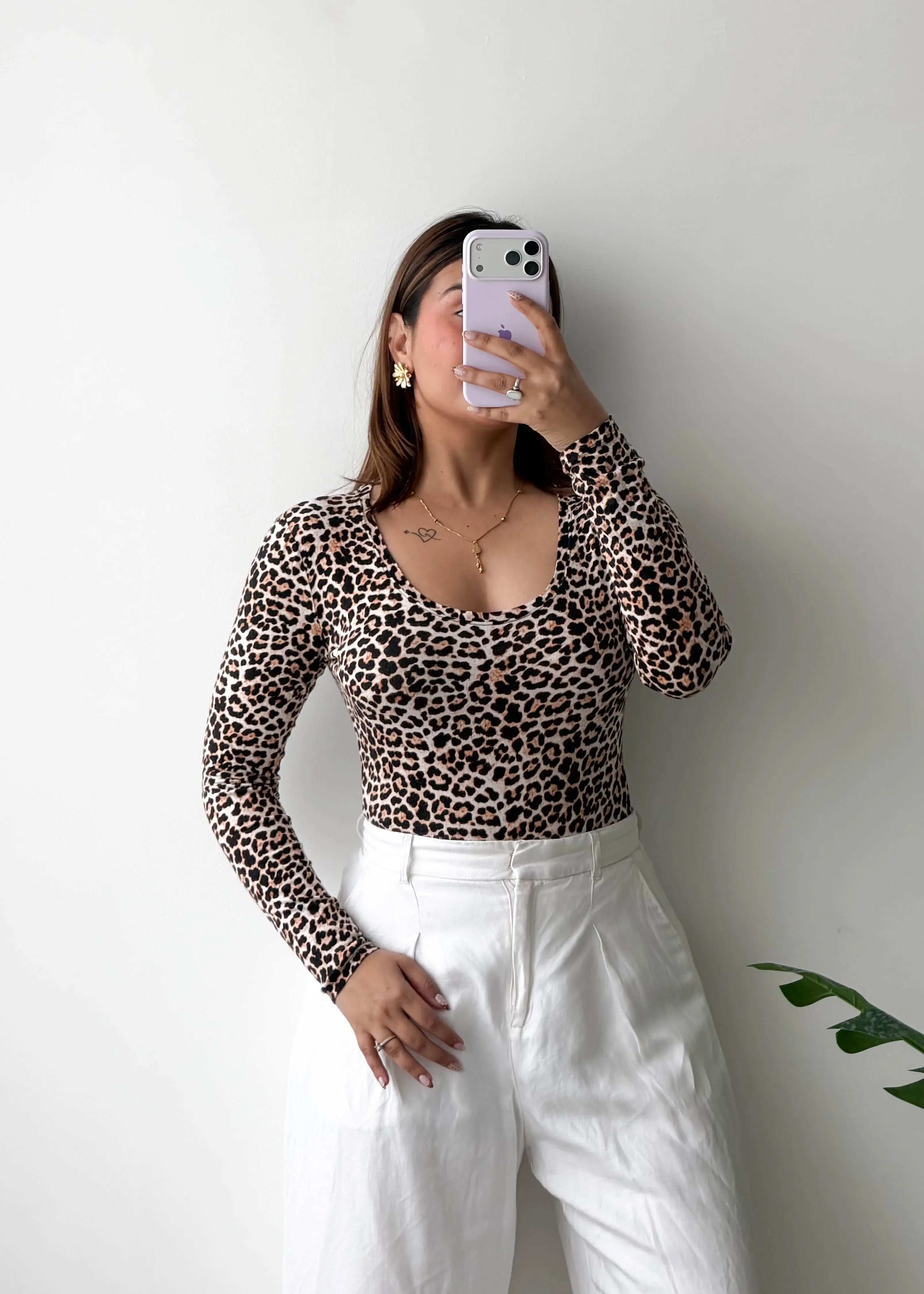 Size S-M, Leopard Print Scoop Neck Full Sleeve Bodysuit