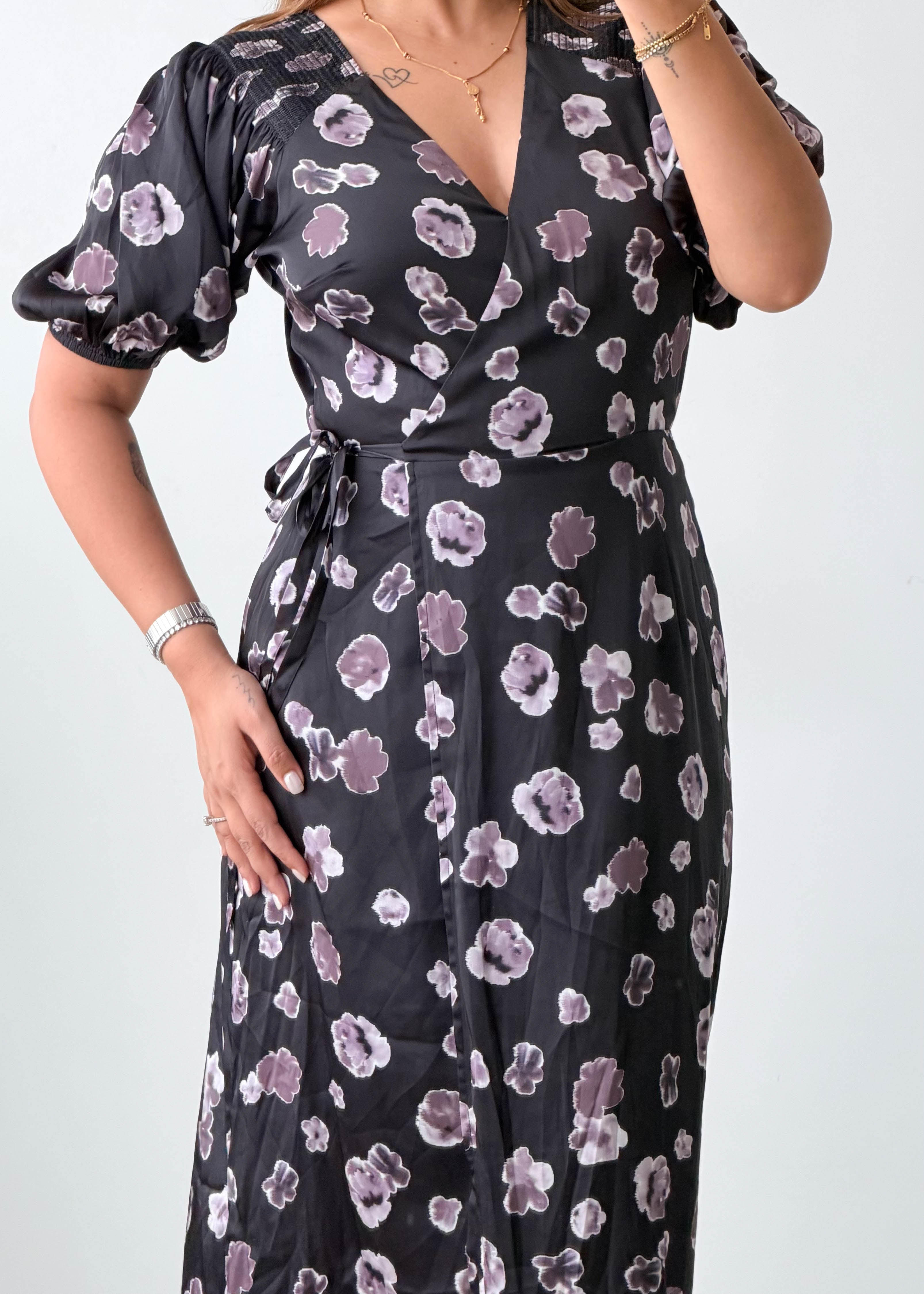 Size S-M Black Floral Printed Midi Dress