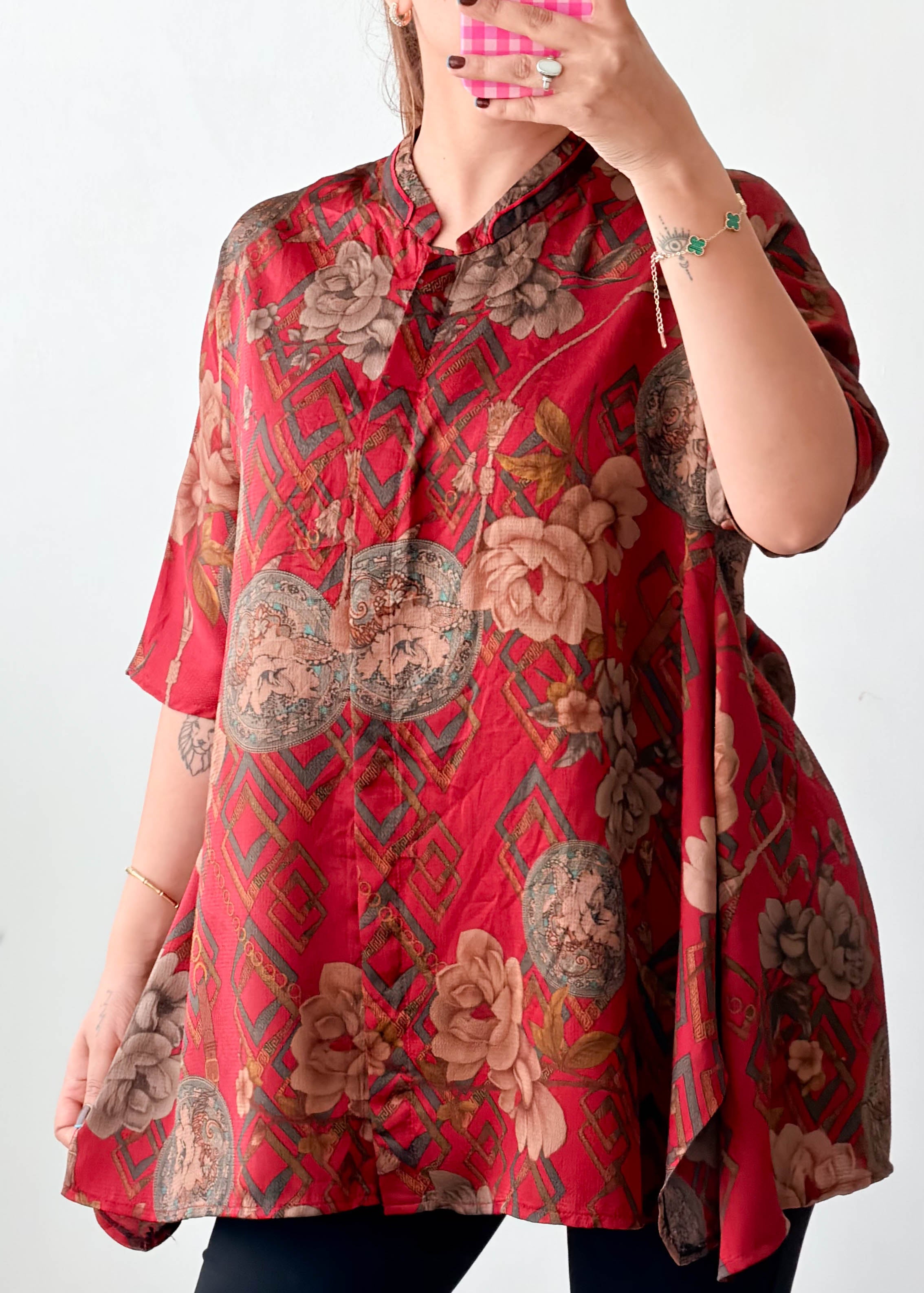 Size M-L Size Red Floral Geometric Tunic Top