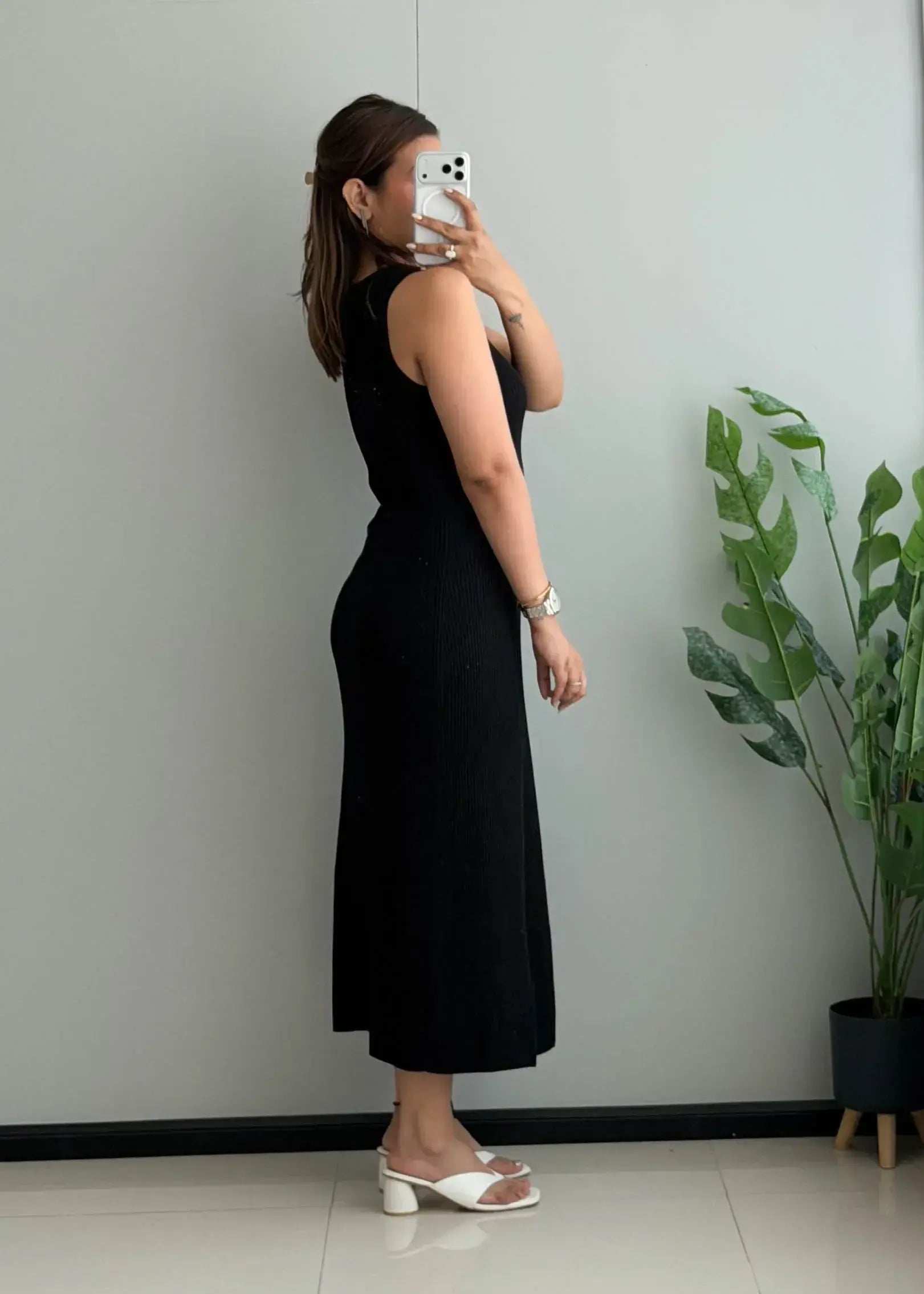 SIZE M-L, Black Sleeveless Ribbed Maxi Dress - Closet by Payal