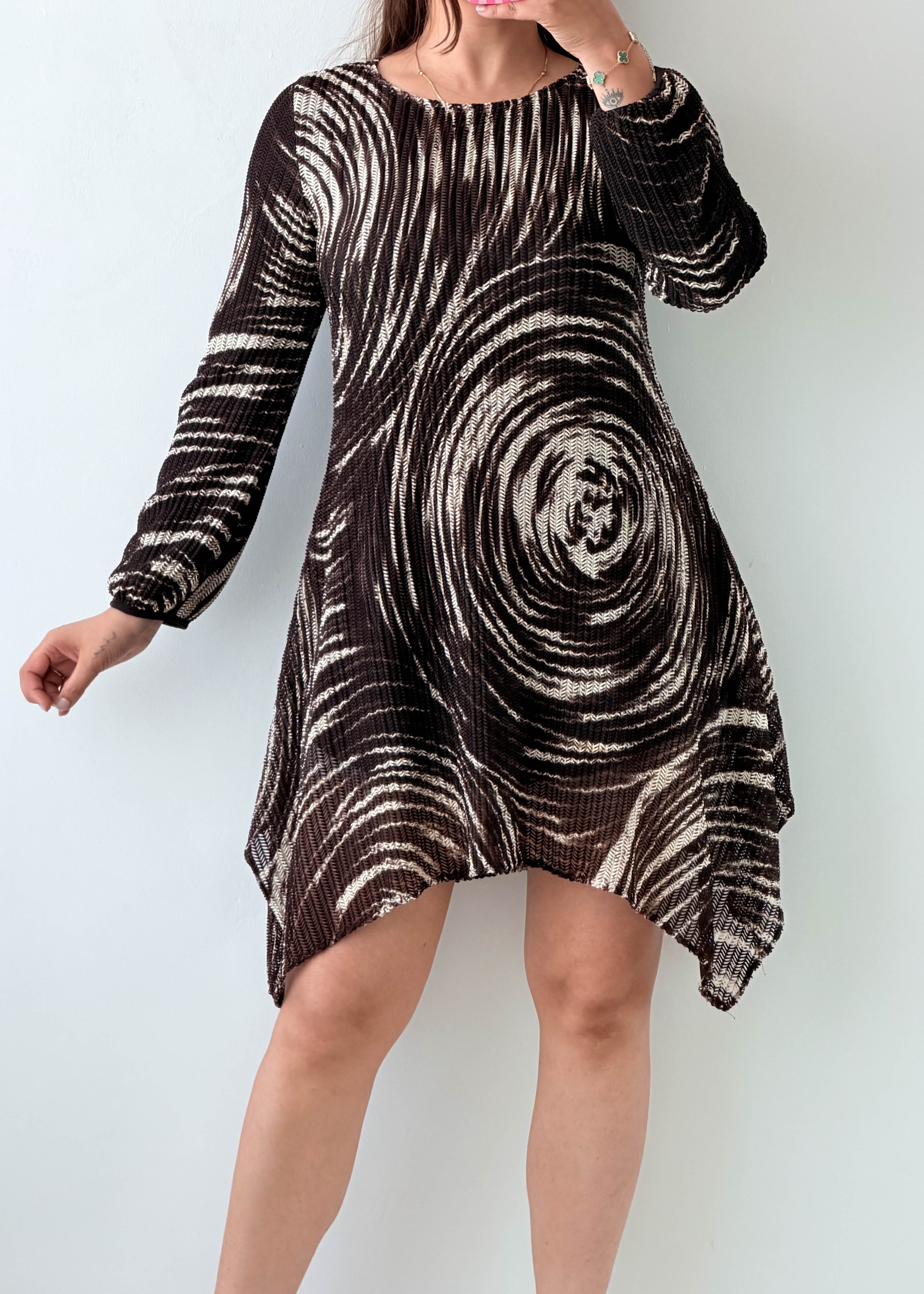 Size S-M Abstract Print Tunic Dress