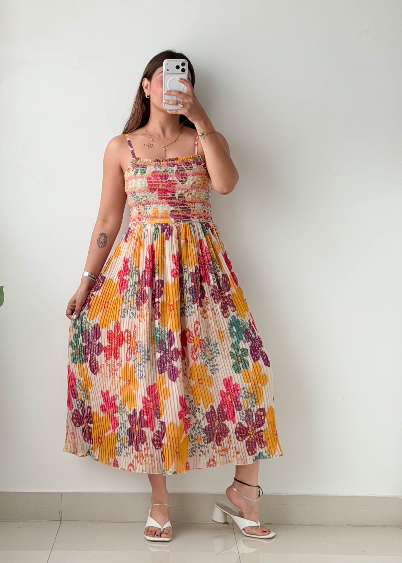 Size S-M Multicolor Floral Printed Midi Dress