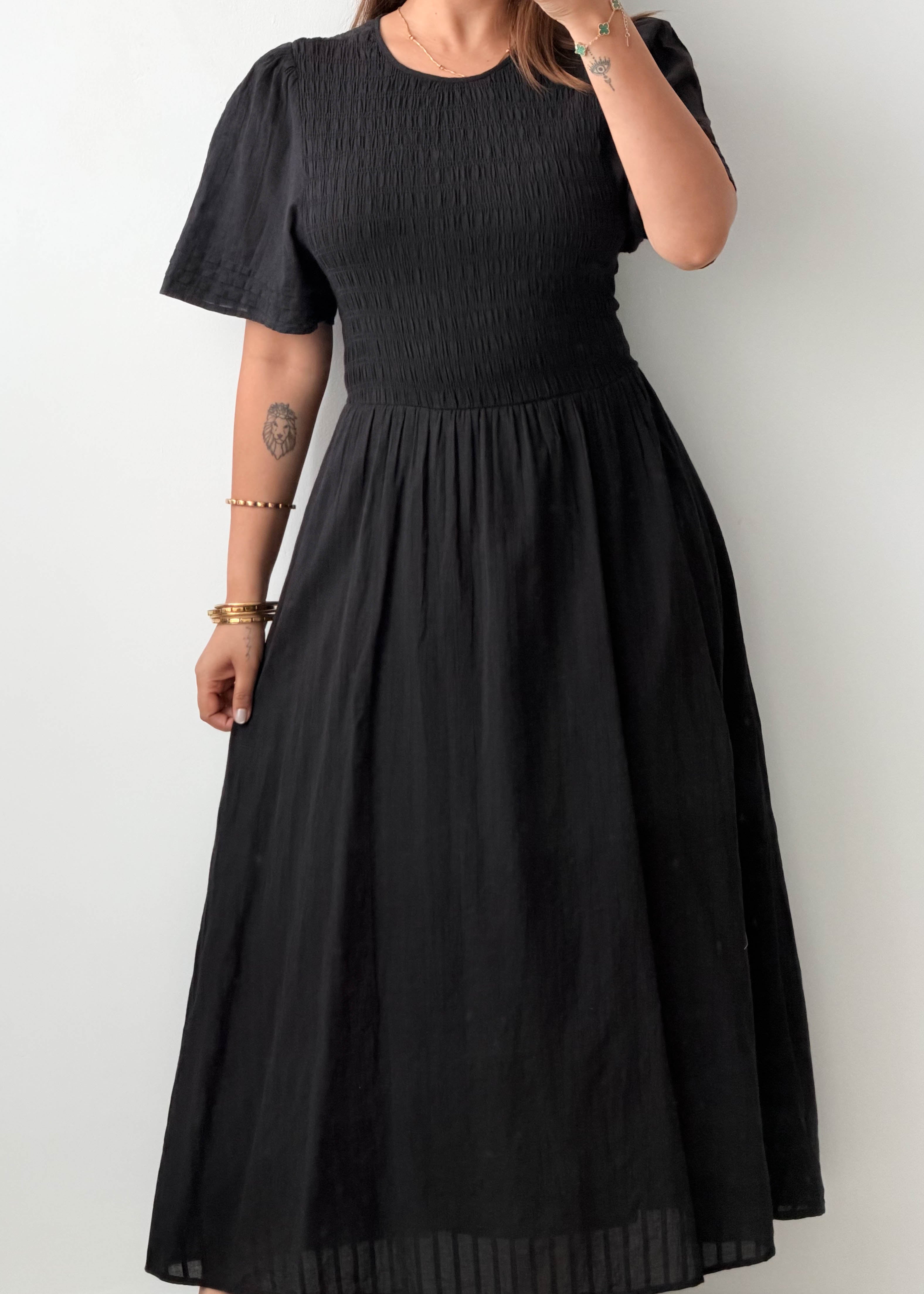 Size L-XL Black Textured Maxi Dress