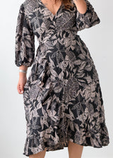 Size M-L Black Printed Midi Dress