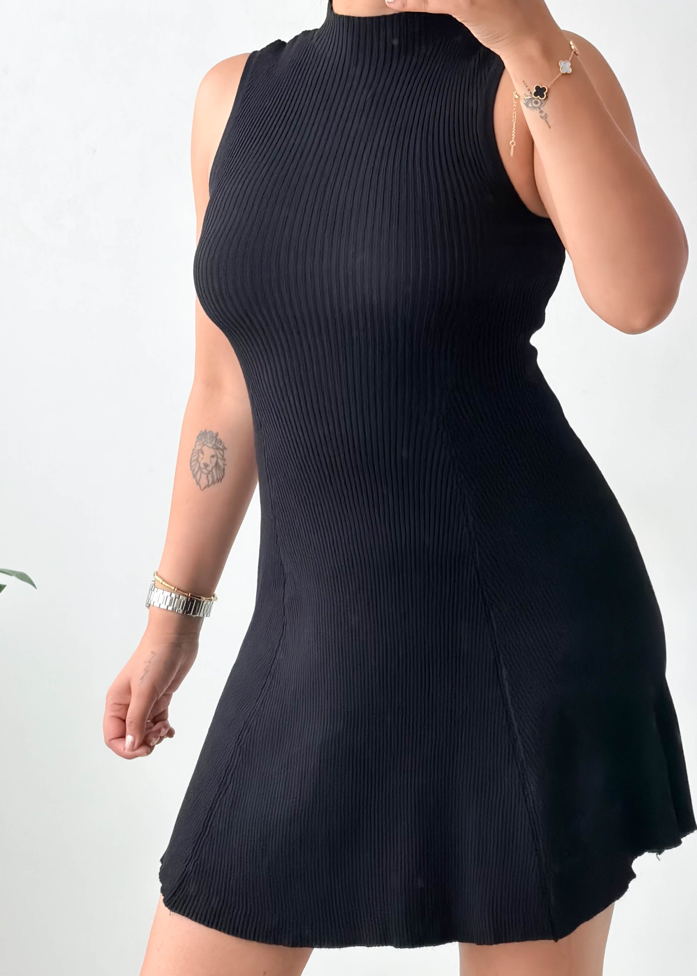Size S-M Black Mock Neck Fit & Flare Knit Mini Dress