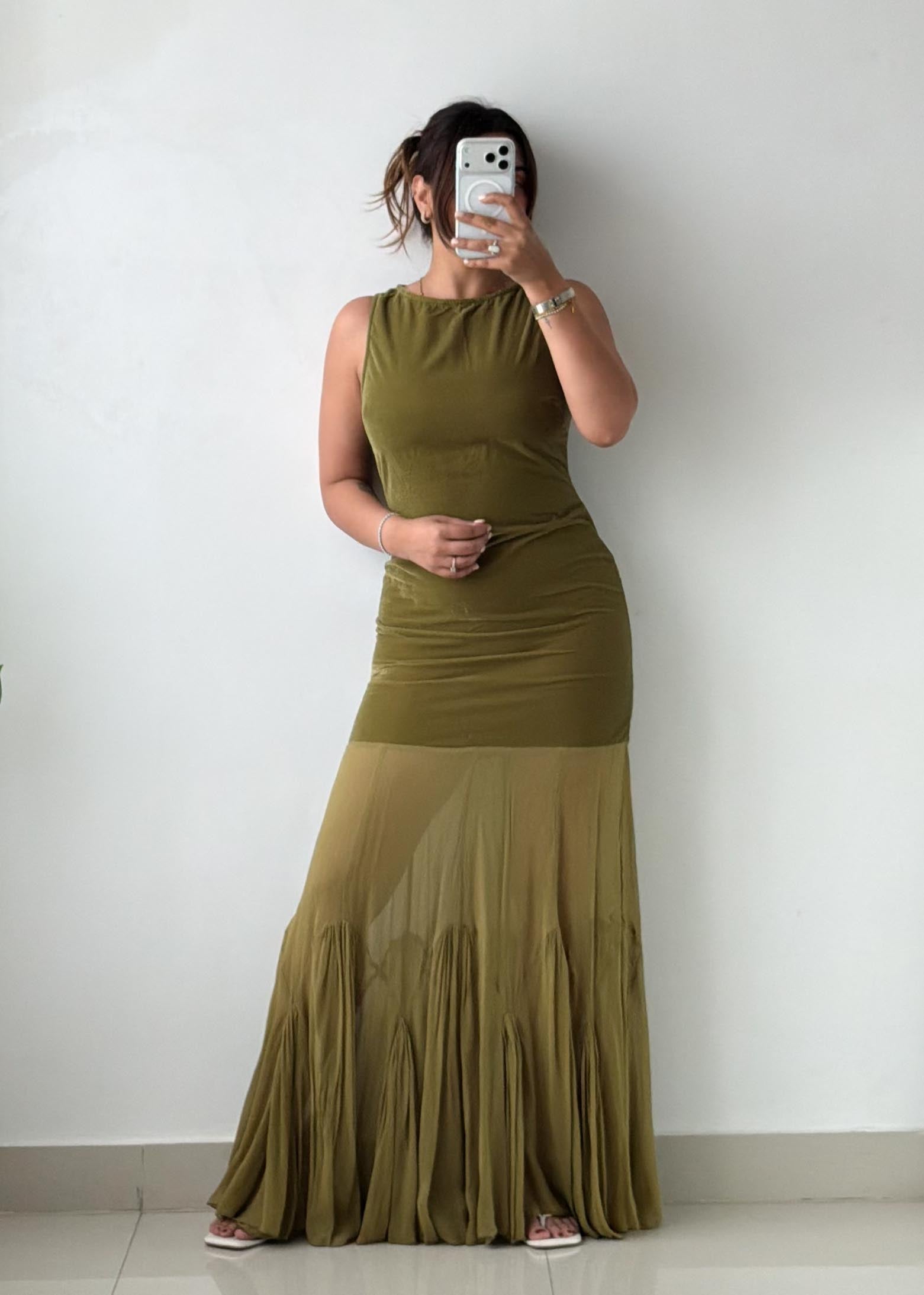 Size M Olive Green Ruched Maxi Dress