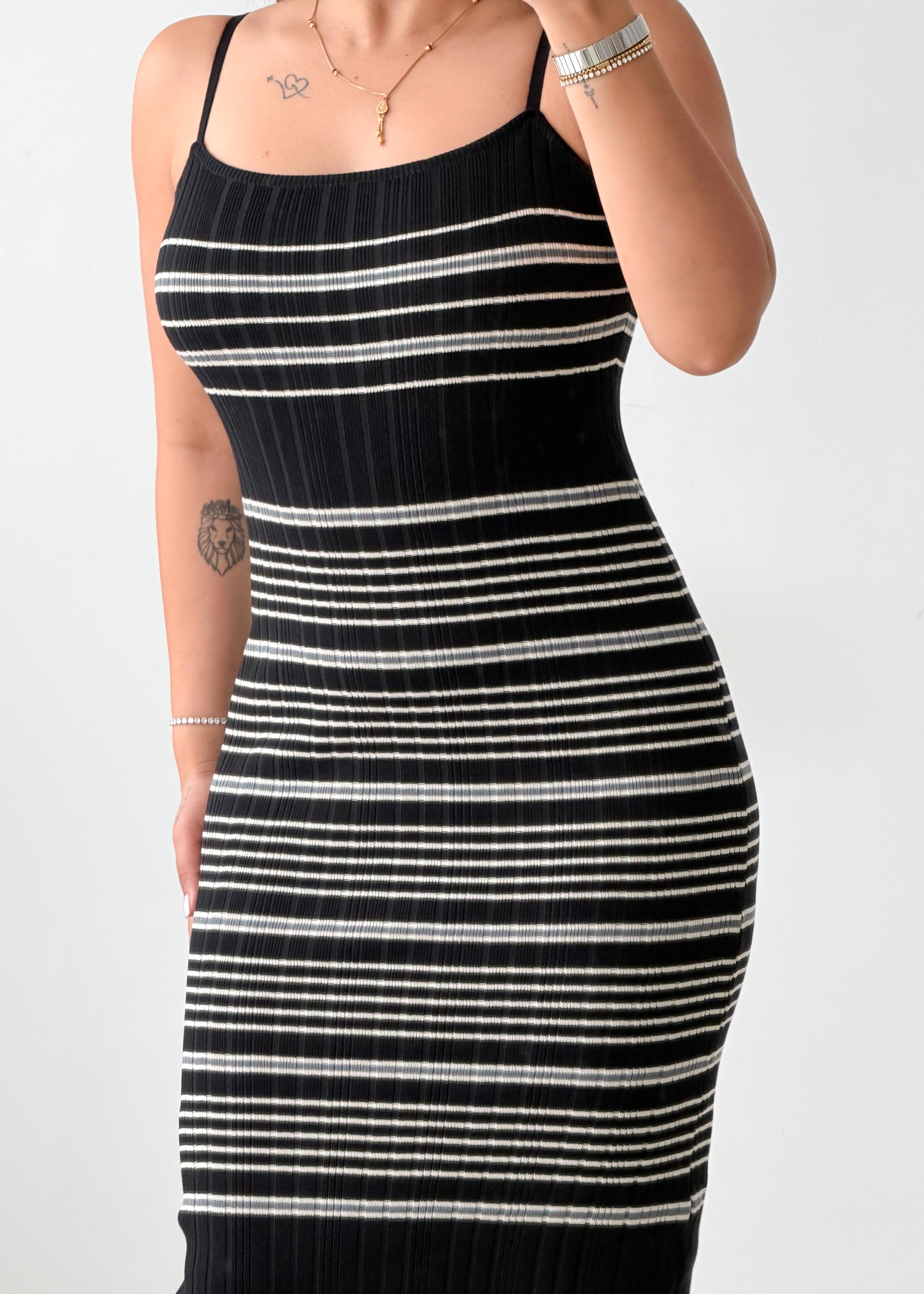 Size XS-S Black Striped Ribbed Knit Midi Dress