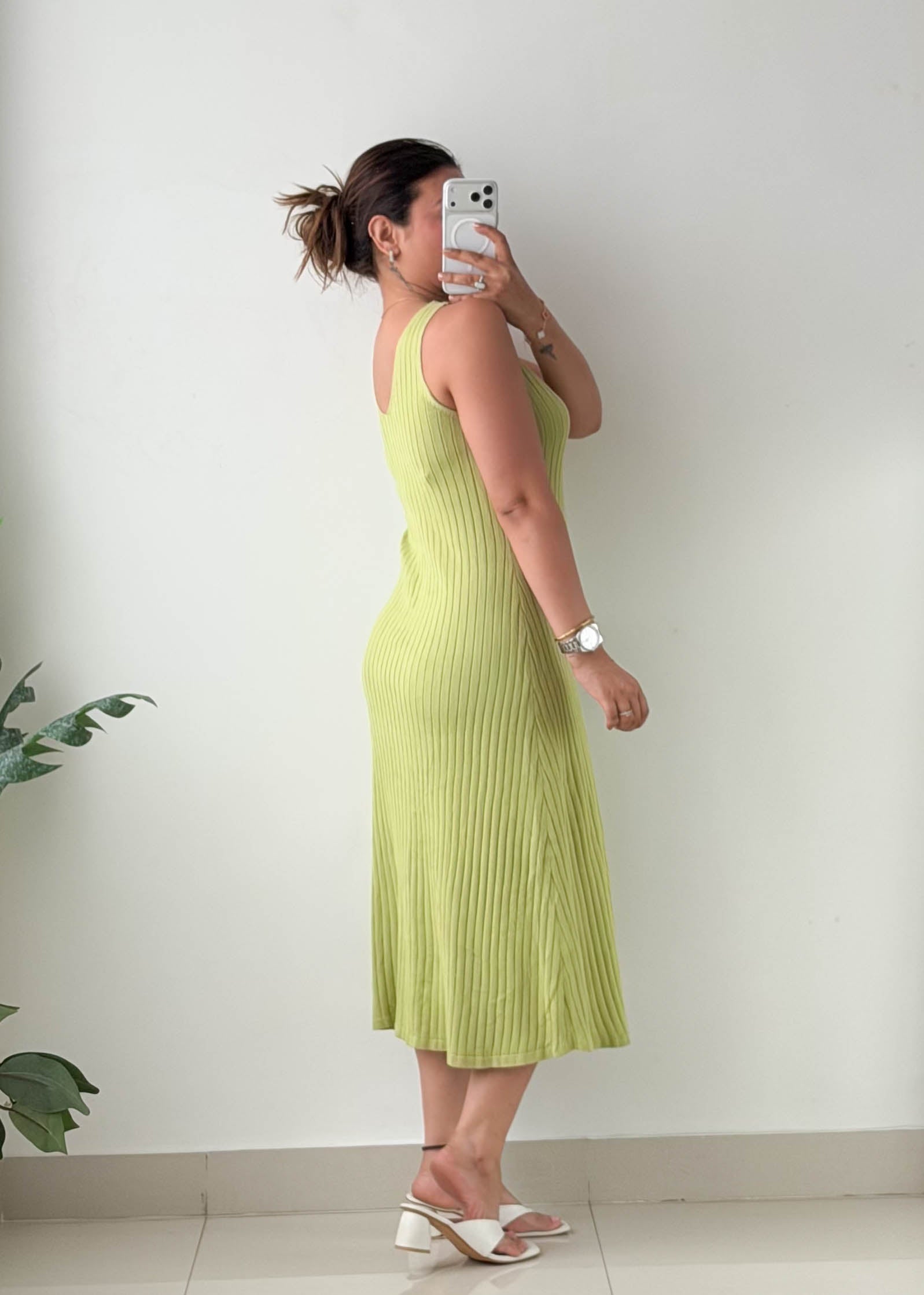 Size M-L Lime Green Ribbed Knit Midi Dress