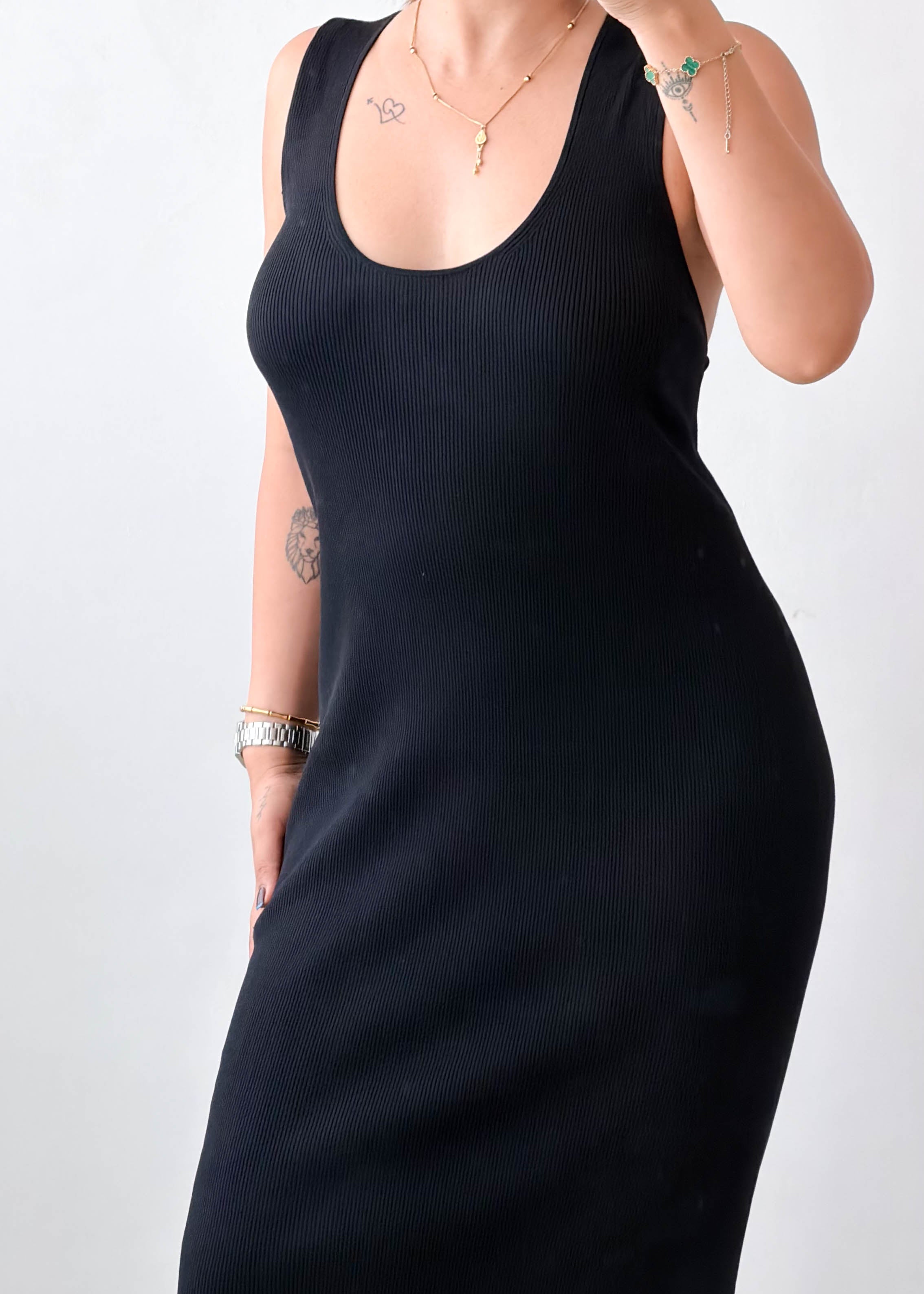 Size L-XL Black Sleeveless Maxi Dress