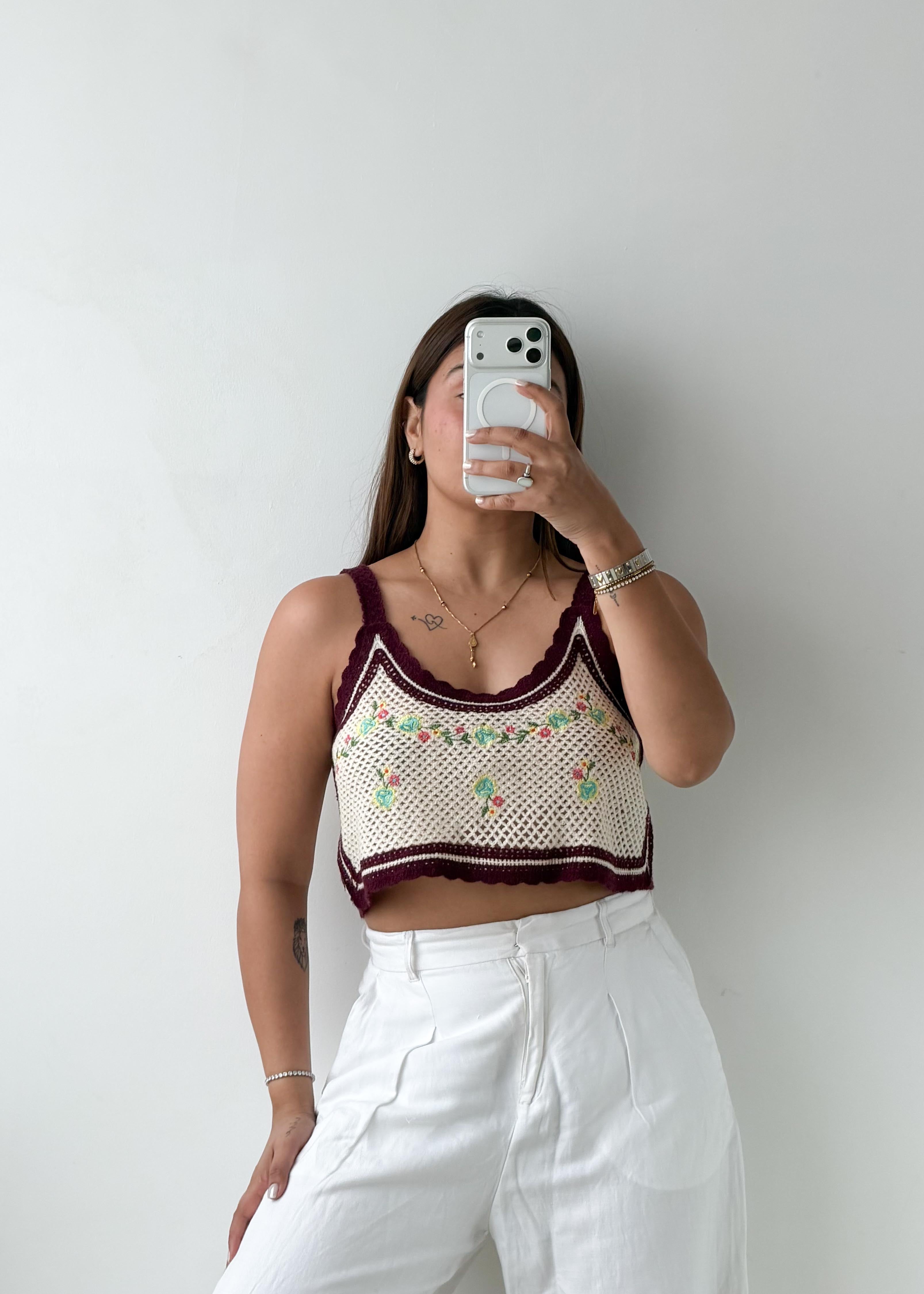 Size M-L Cream Floral Crochet Crop Top