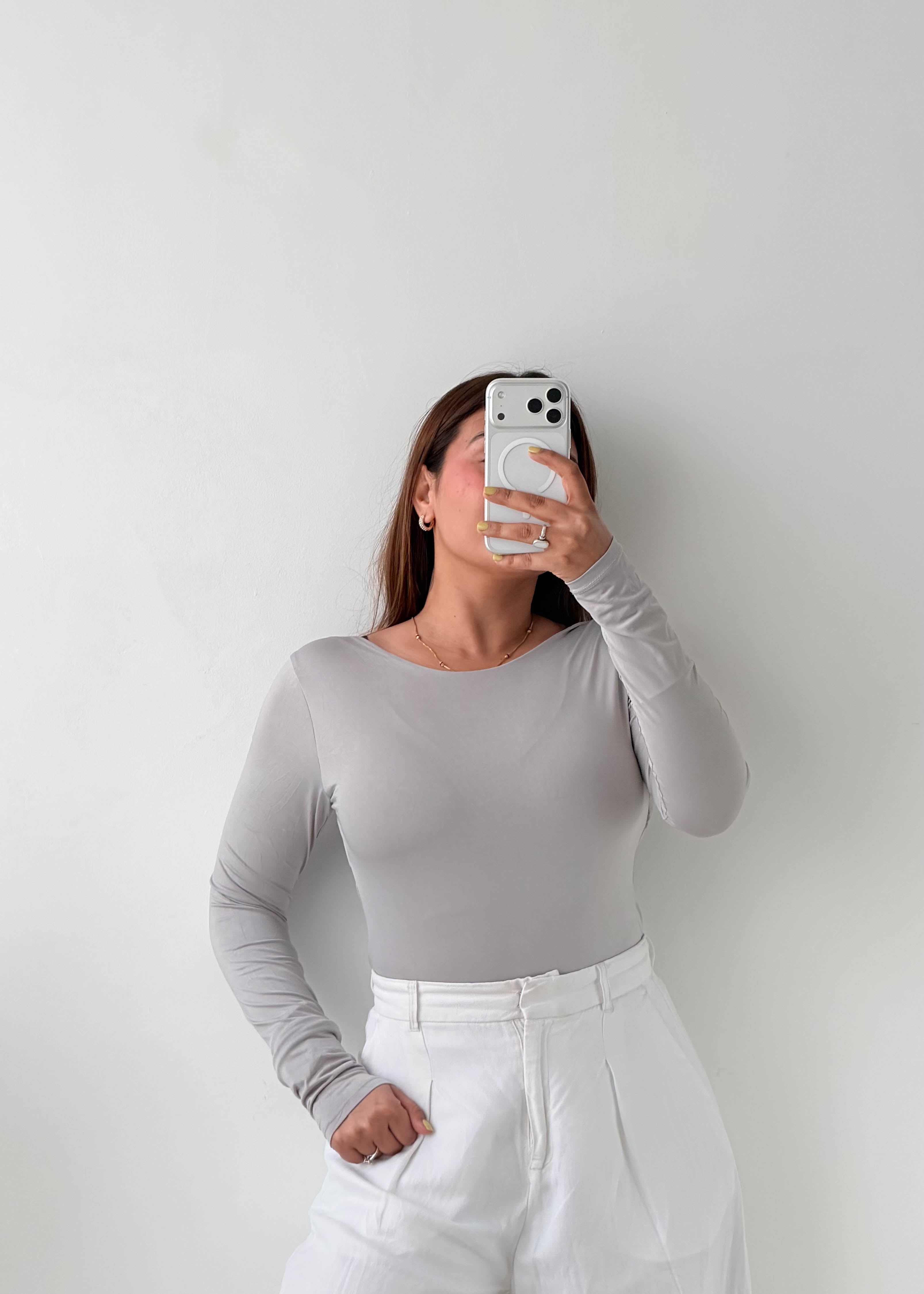 Size M-L Light Grey Open Back Long Sleeve Top