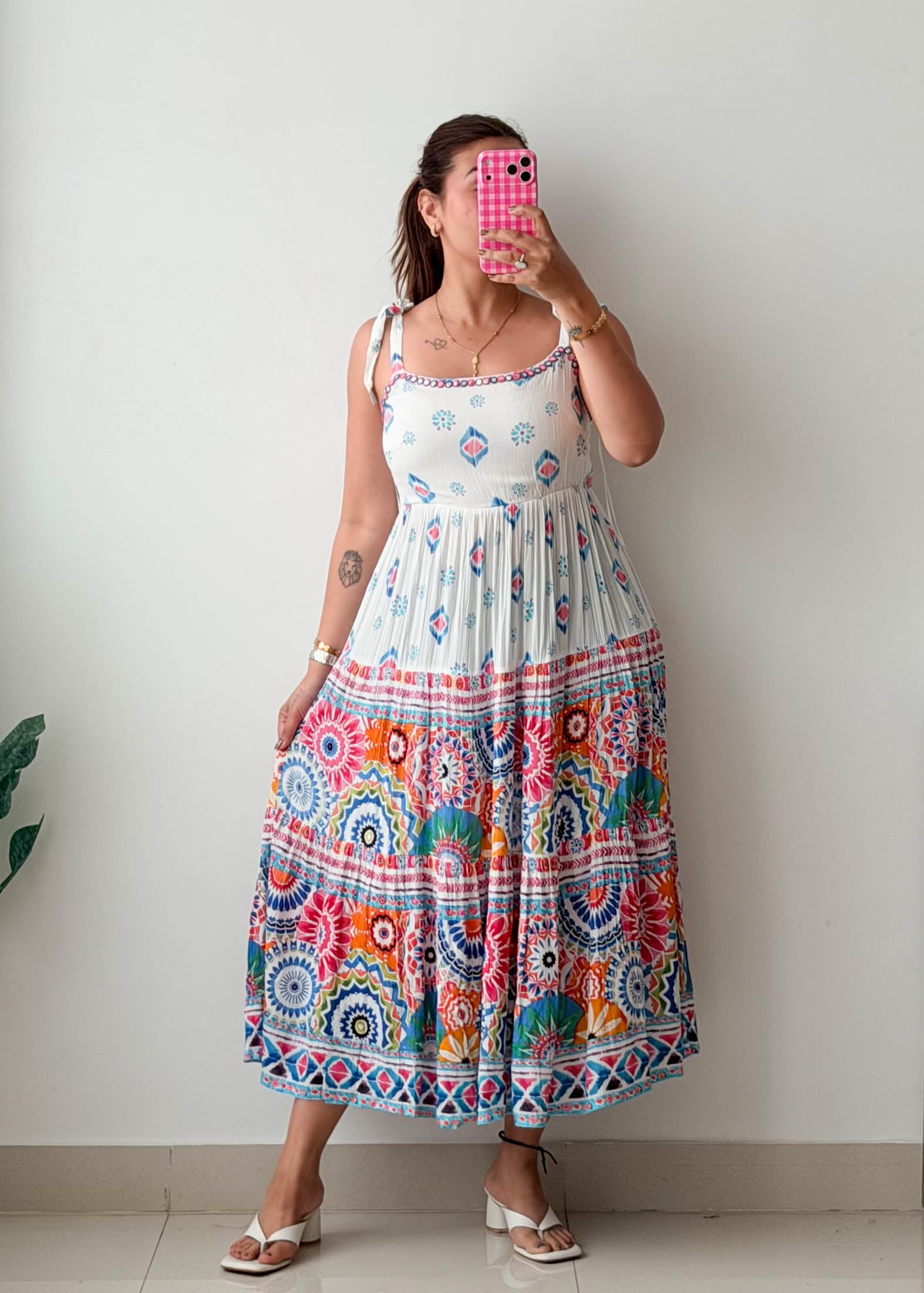 Size S-M White Multicolor Printed Maxi Dress