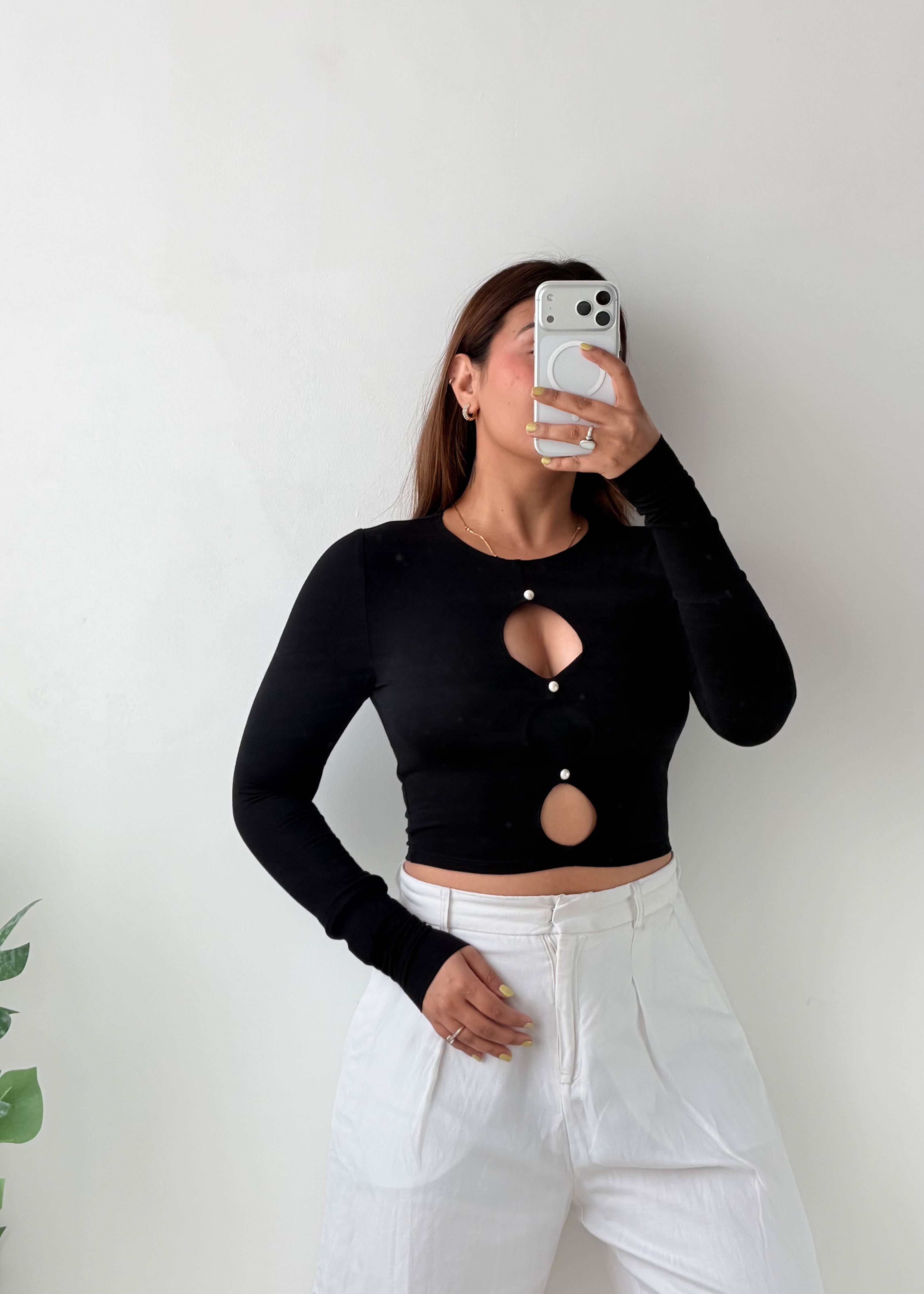 Size XS-S Black Dual Cut-Out Crop Top