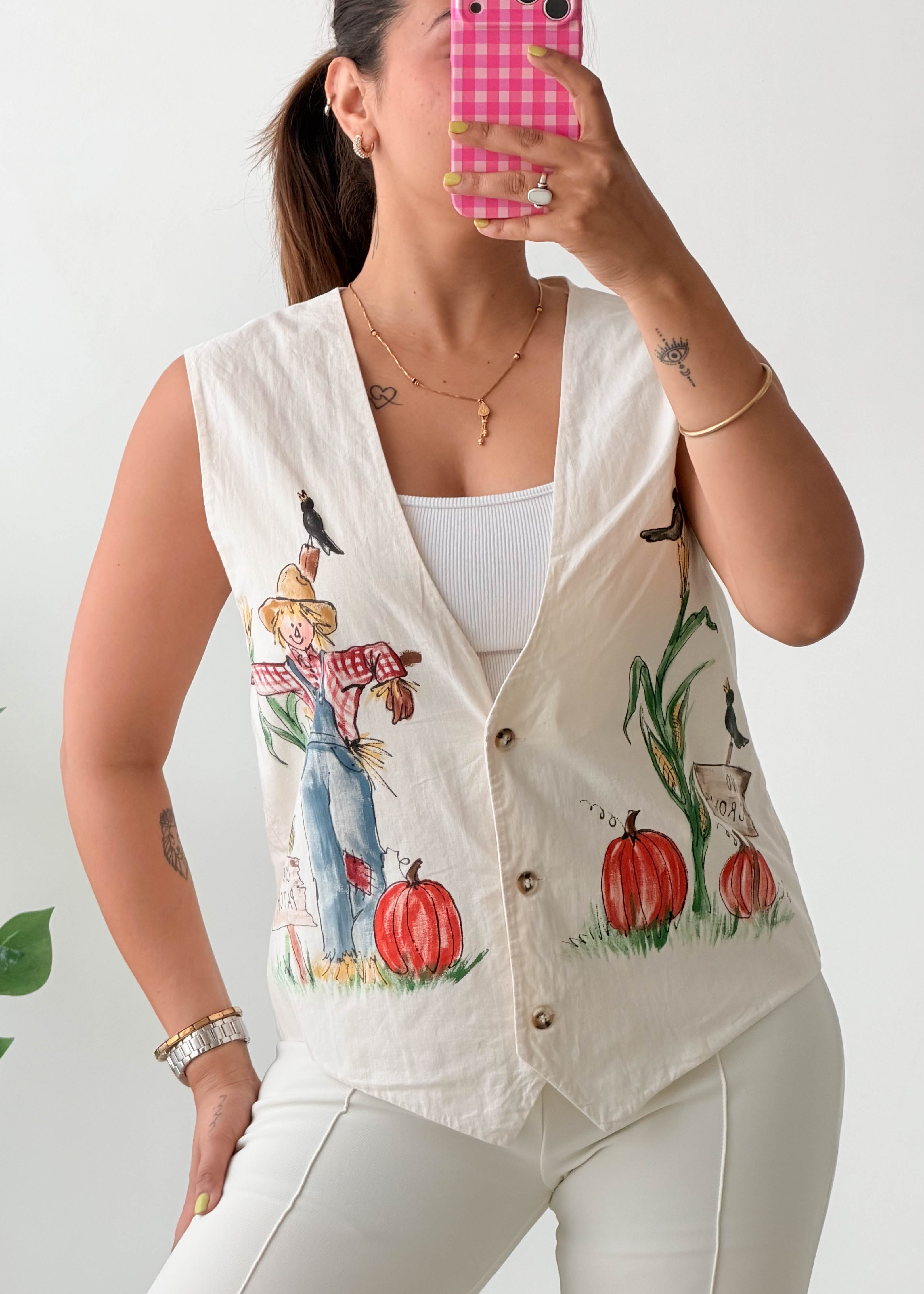 Size L-XL White Printed Button Vest