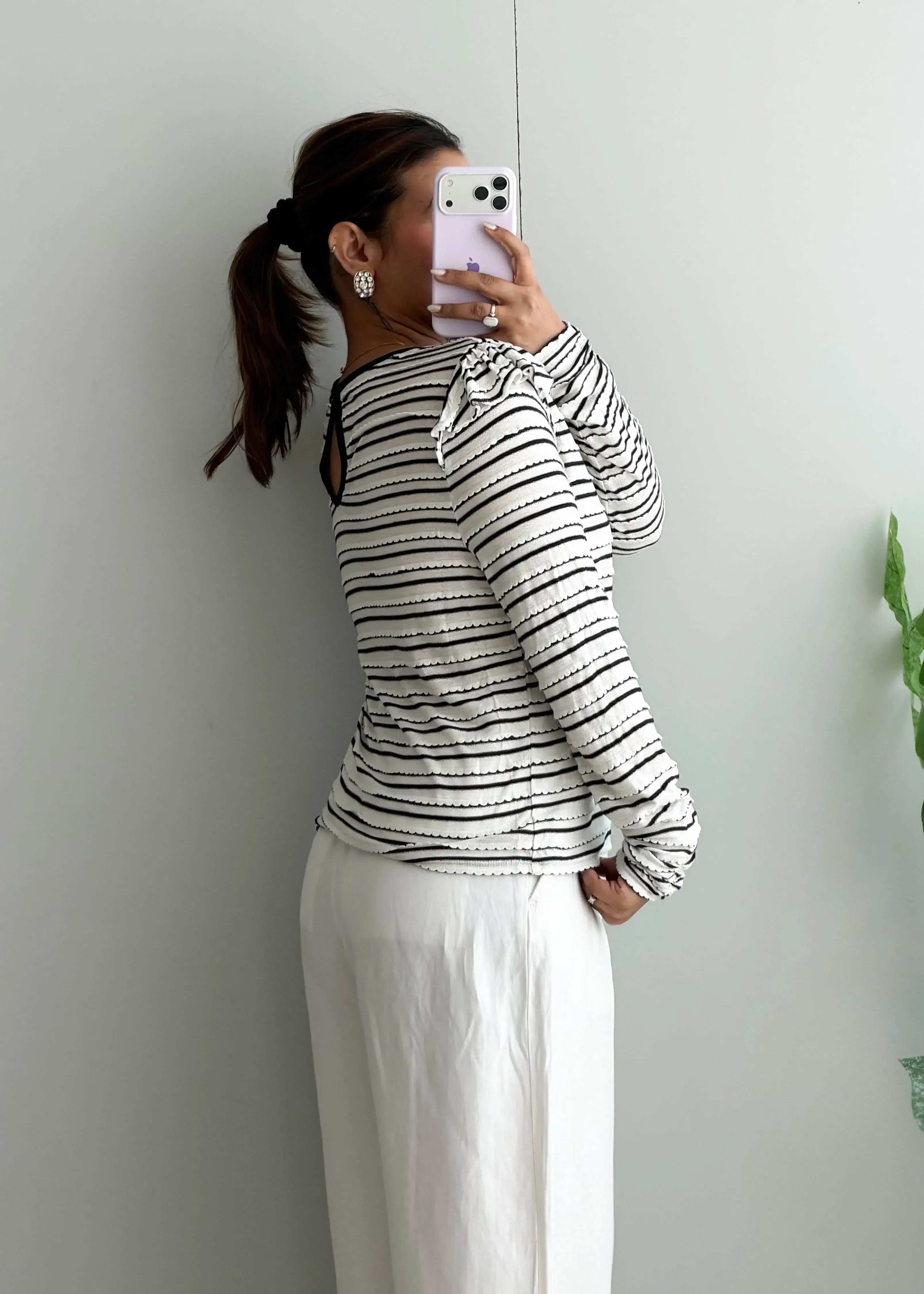 Size L-XL, Black & White Striped Long Sleeve Top - Closet by Payal