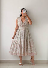 Size S-M White Floral Tiered Midi Dress