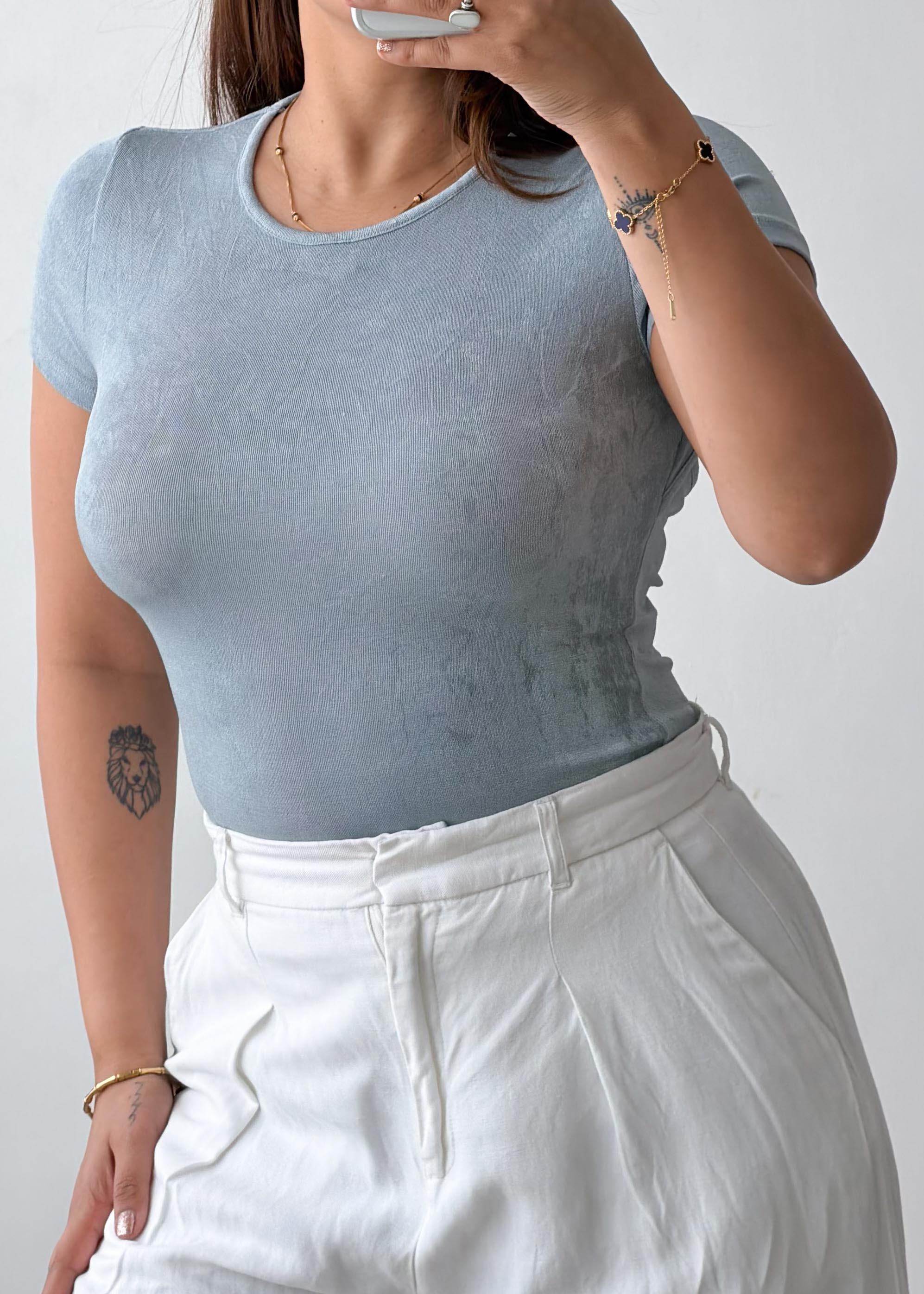 Size S-M Blue Open Back Fitted Top