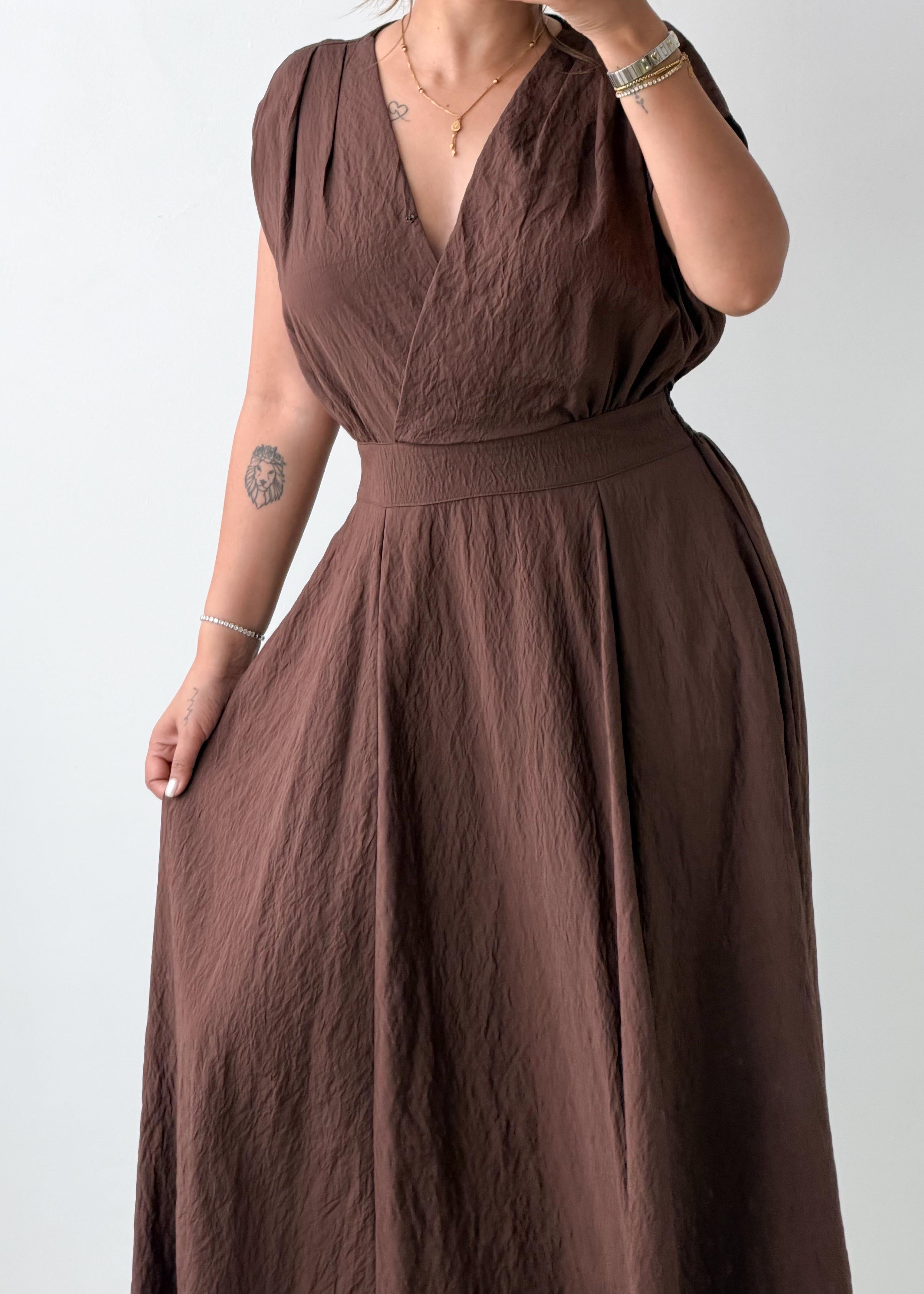 Size M-L Chocolate Brown Pleated Maxi Dress