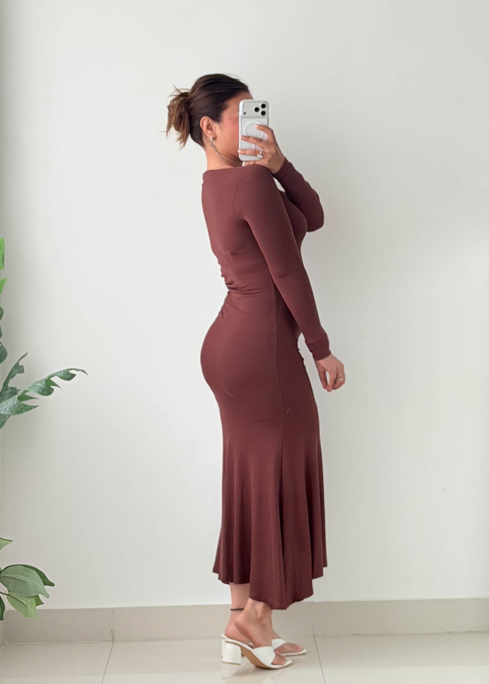 Size XS-M Brown Off-Shoulder Ruched Midi Dress