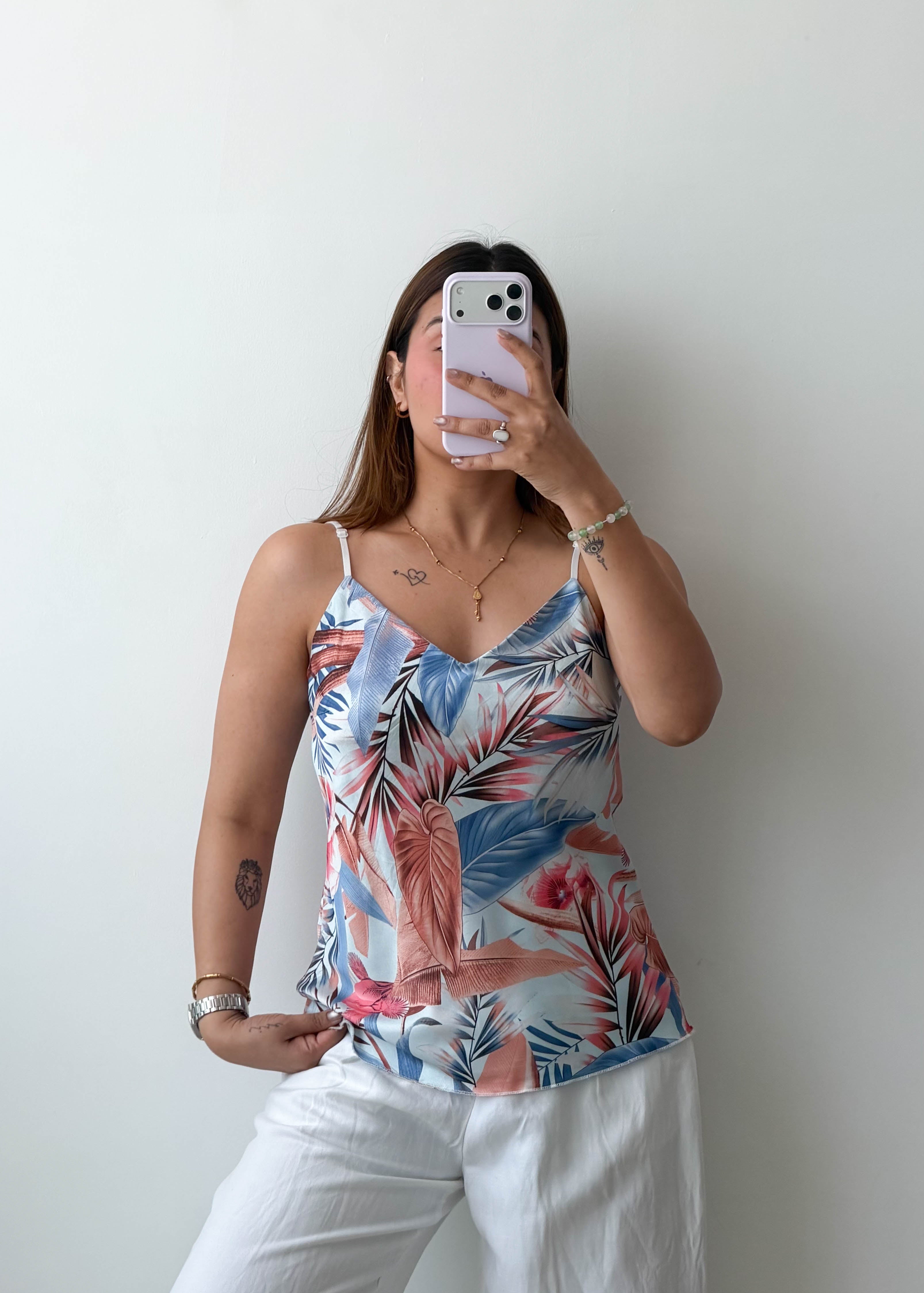 Size S Tropical Print Cami Top