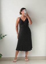Size L-XL Black Striped Knit Wrap Midi Dress
