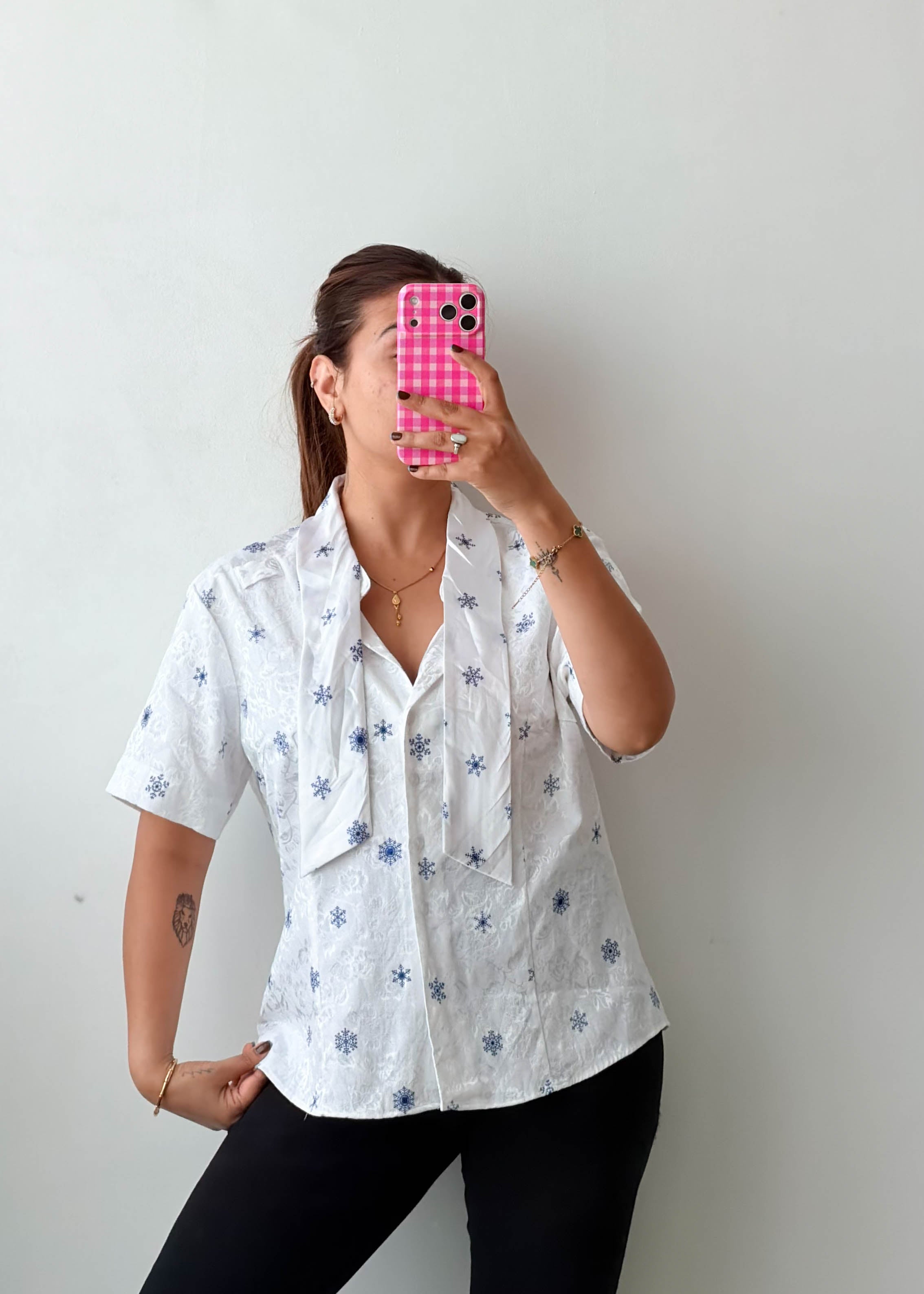 Size L White Blue Embroidered Shirt Top
