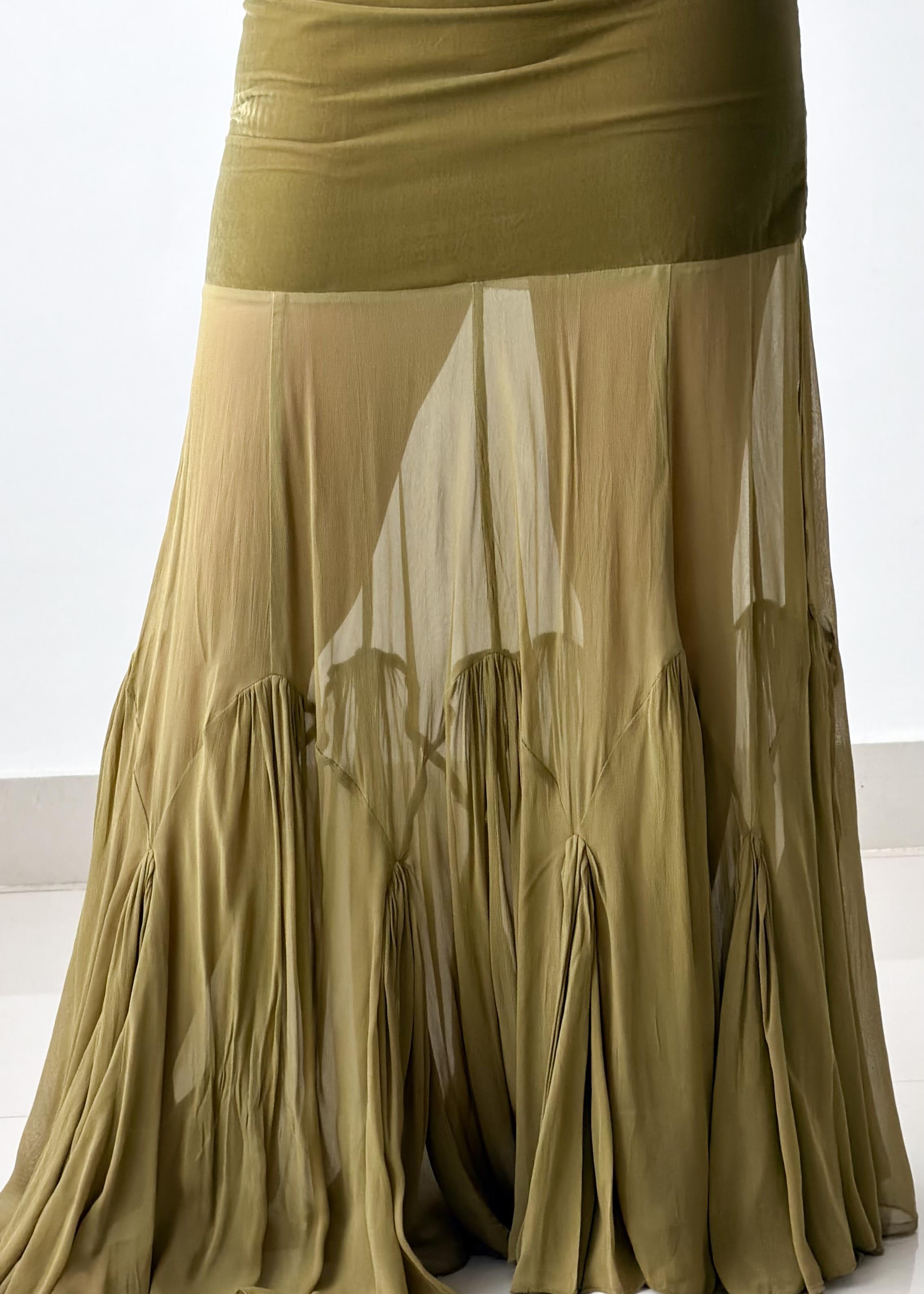 Size M Olive Green Ruched Maxi Dress