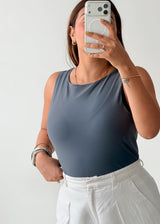 Size L-XL Grey Sleeveless Top