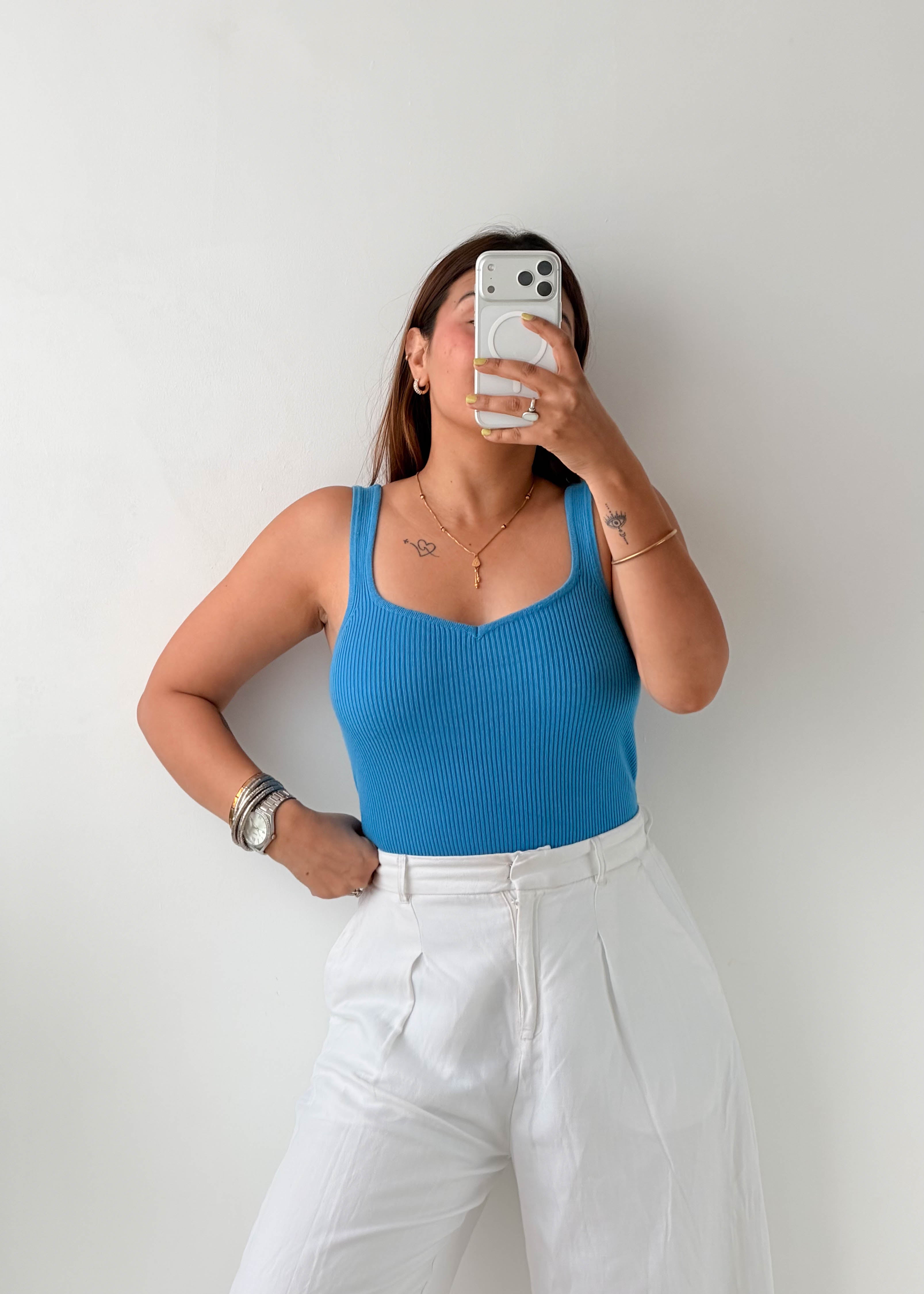Size M-L Blue Ribbed Tank Top