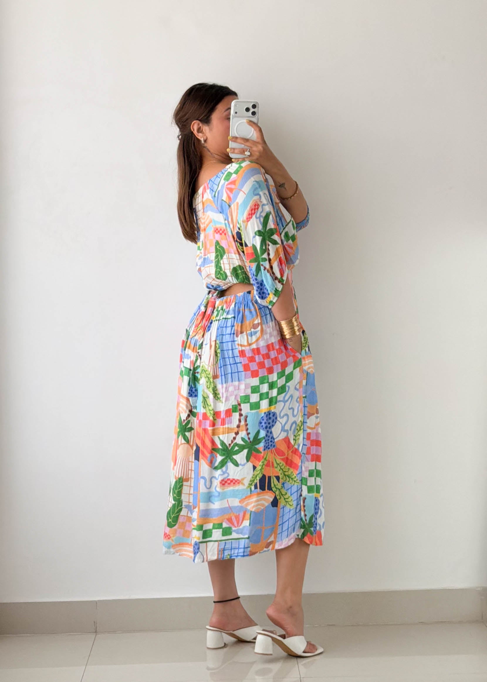 Size L-XL Multicolor Printed Midi Dress