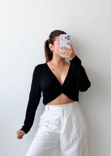 Size L-XL Black Twist Front Crop Top