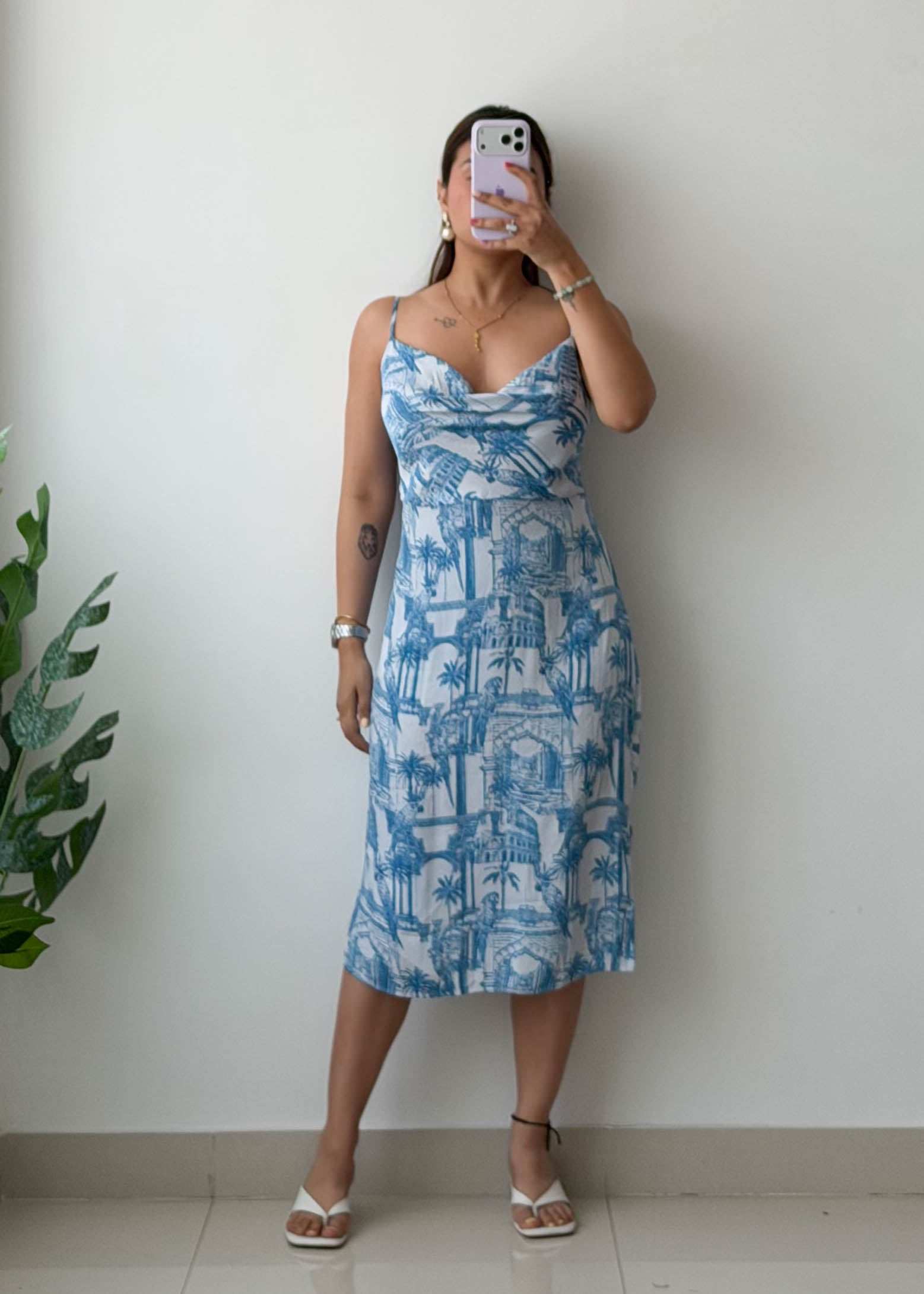 M-L Blue White Printed Midi Dress